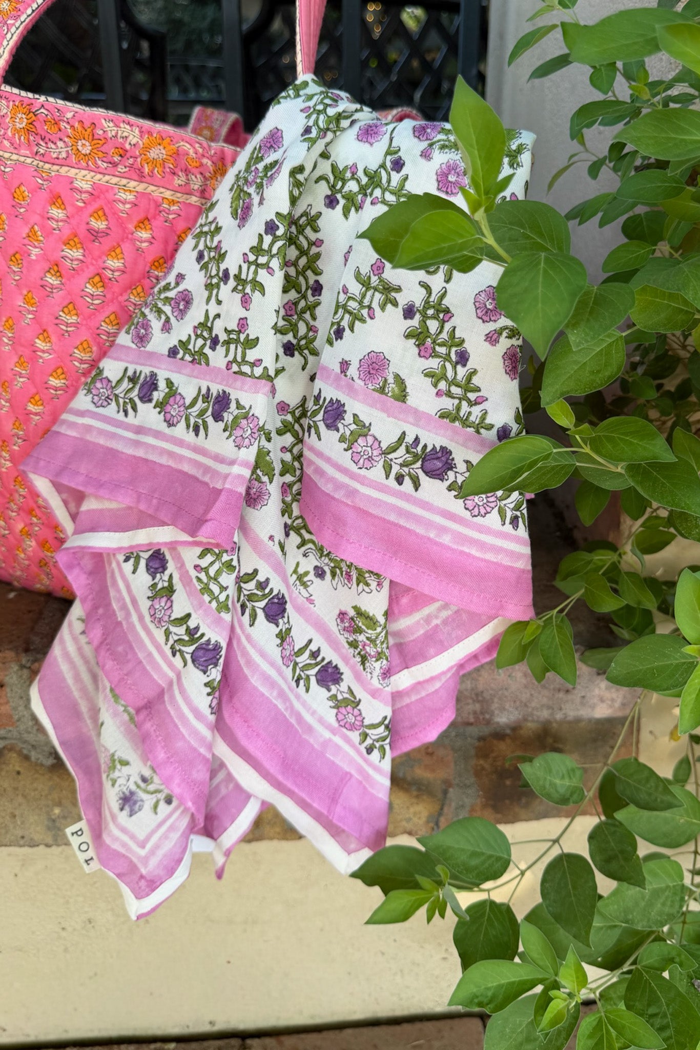 Lilly Lightweight Cotton Scarf in Lavender