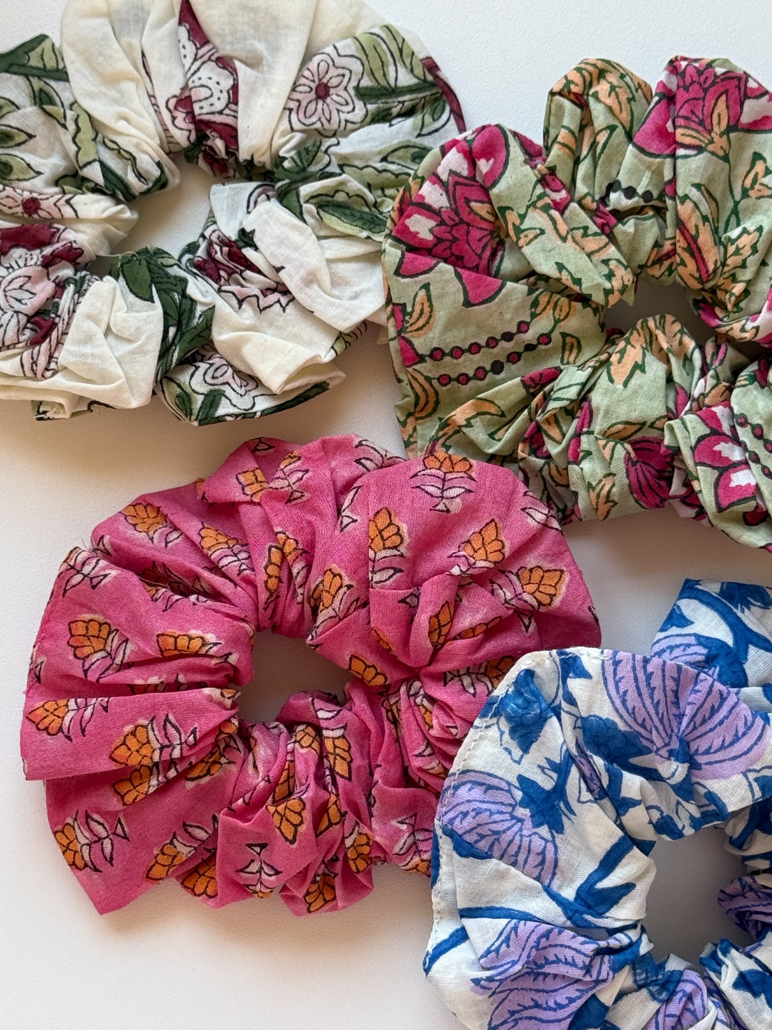 Monroe Ditsy Floral Cotton Scrunchie in Pink and Orange