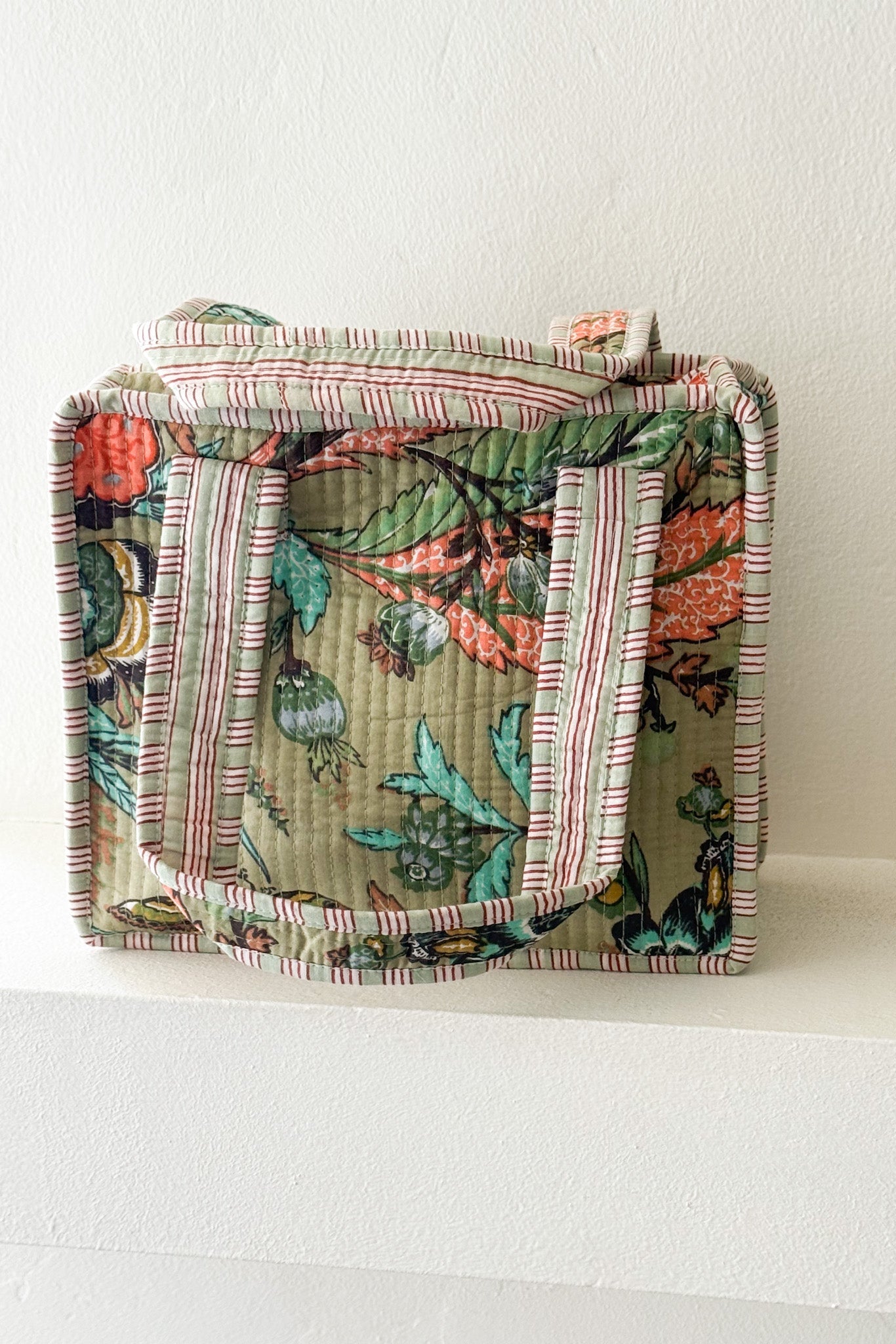 Mini Market Quilted Tote Bag in Floral Sage