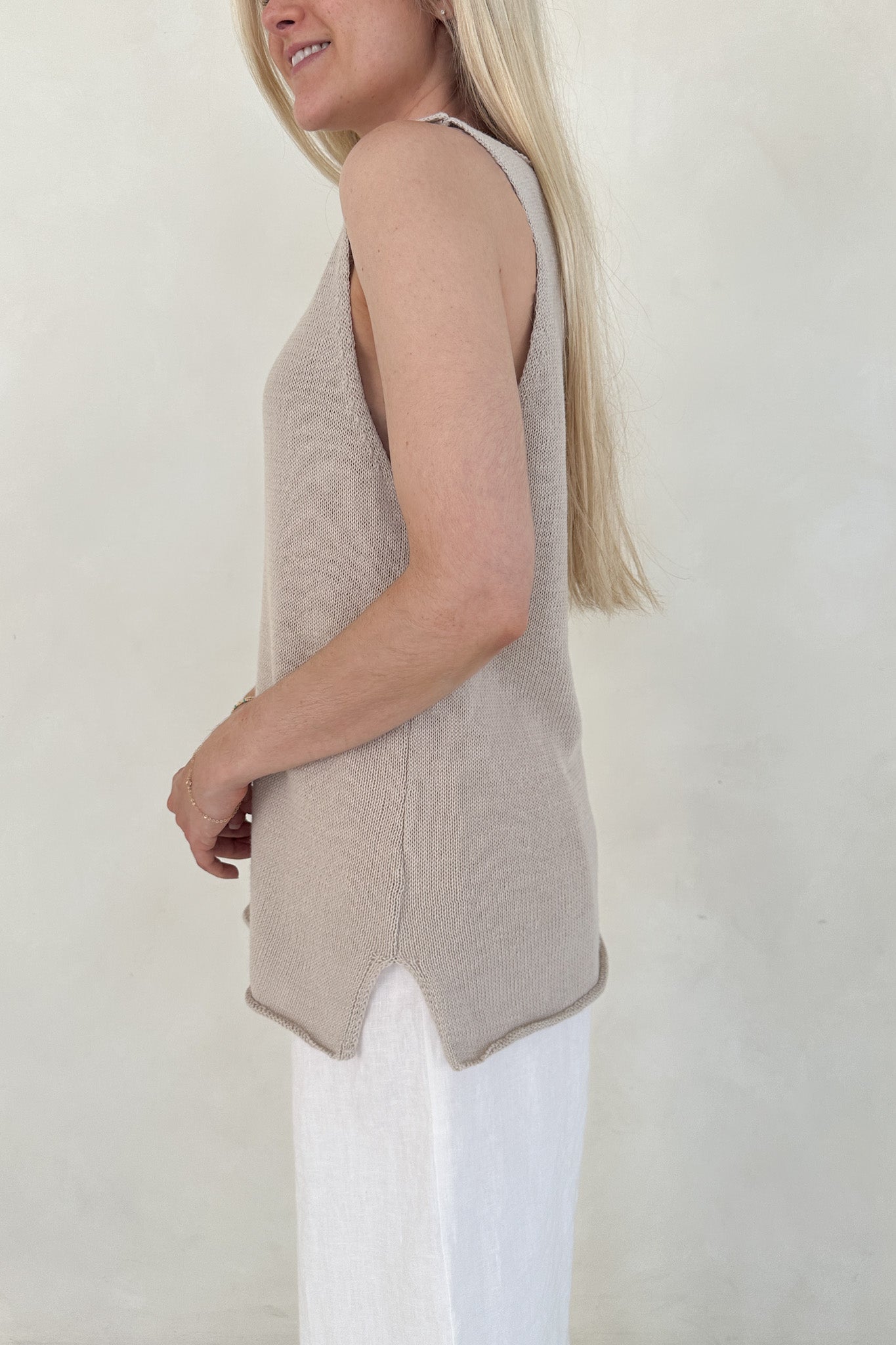 Amaya Woven Side Slit Top - Neutral Ground