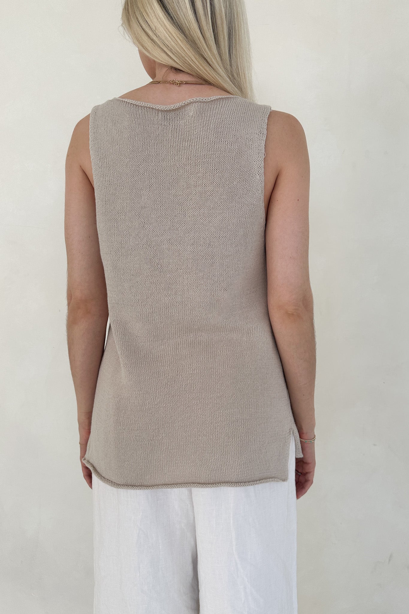 Amaya Woven Side Slit Top - Neutral Ground