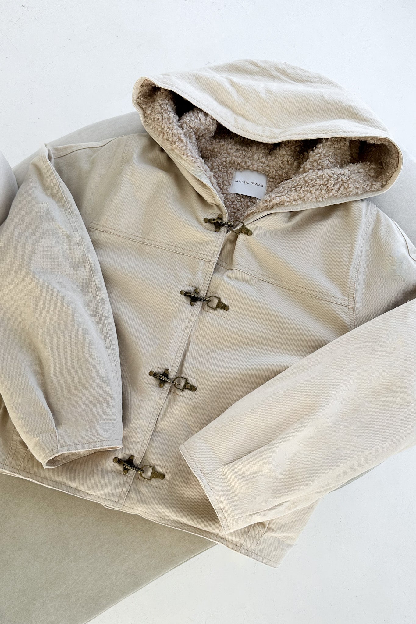 Aspen Canvas Sherpa - Lined Hooded Toggle Jacket - Neutral Ground
