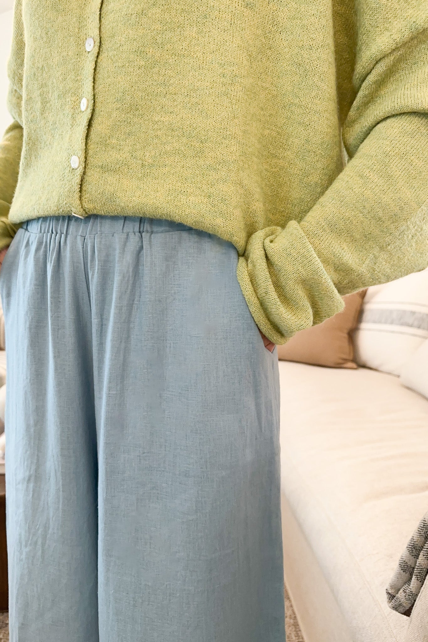 Bermuda Lightweight Linen Pants - Neutral Ground