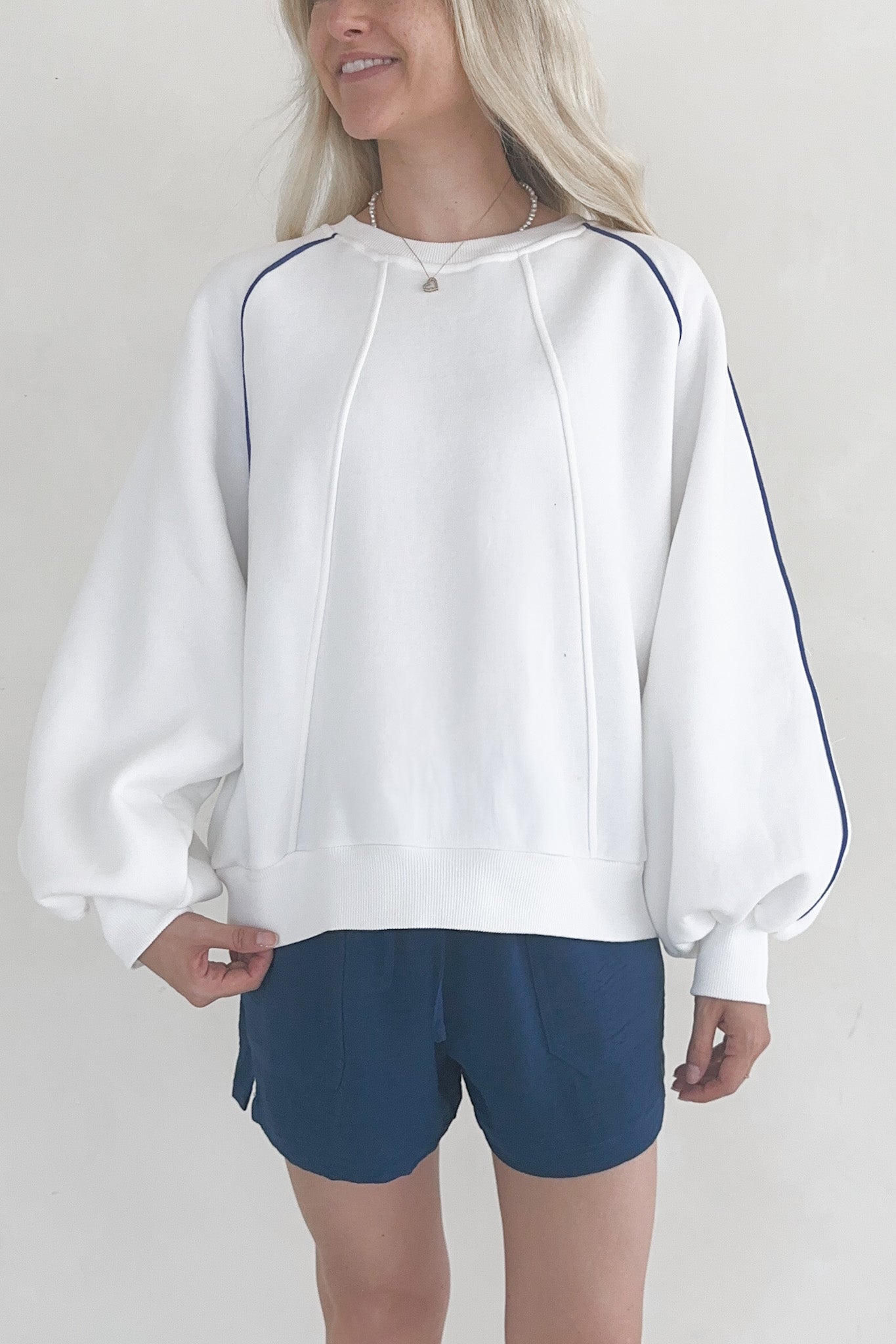 Brielle Contrast Piping Pullover Sweatshirt - Neutral Ground