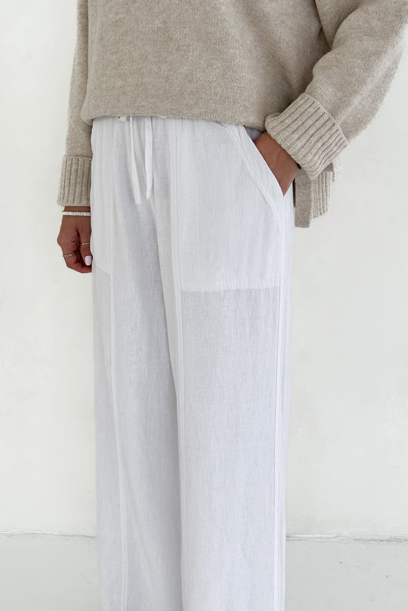 Bungalow Linen Pants in White - Neutral Ground
