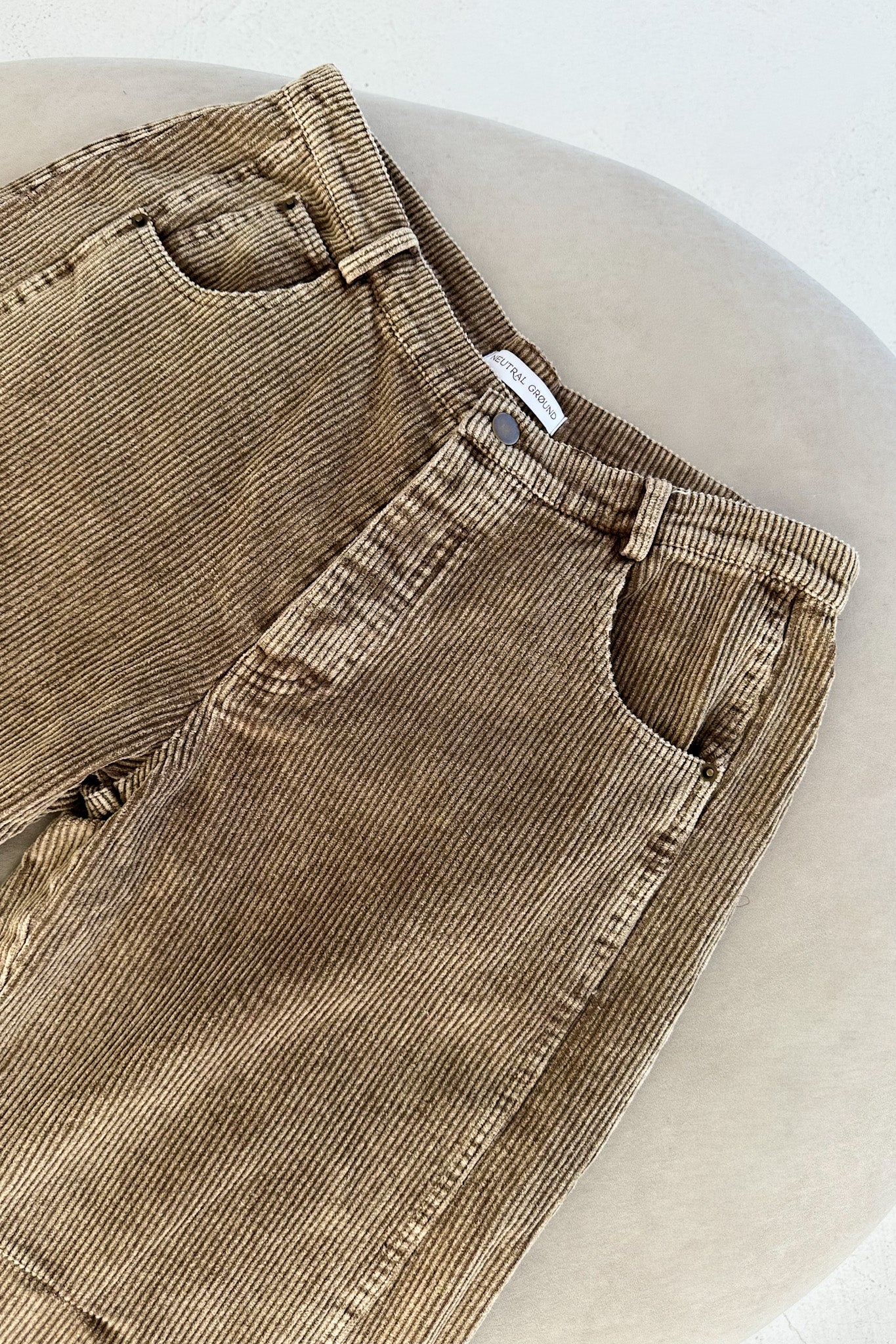 Canyon Corduroy Barrel Pants in Mocha - Neutral Ground