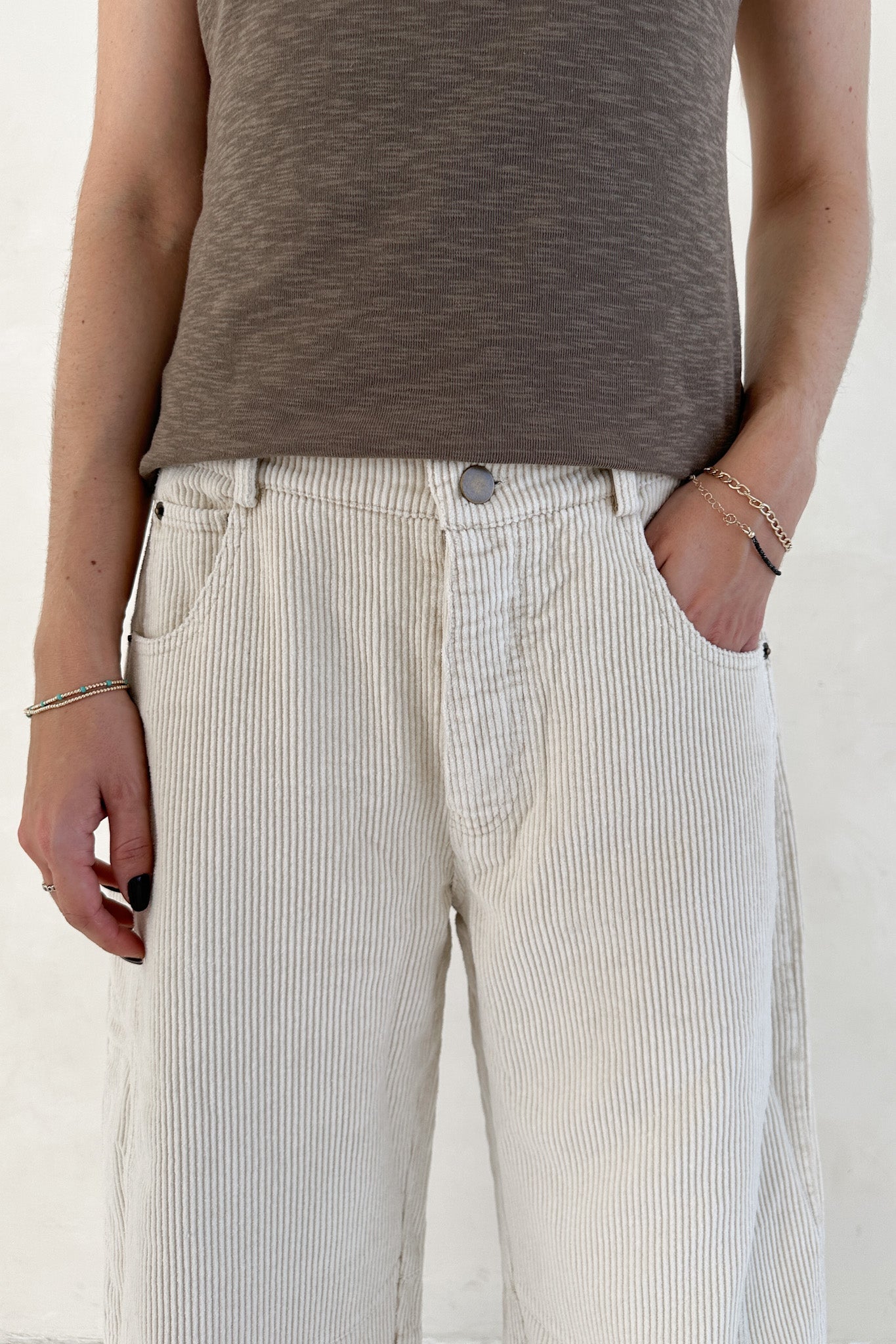 Canyon Corduroy Barrel Pants in Off White - Neutral Ground