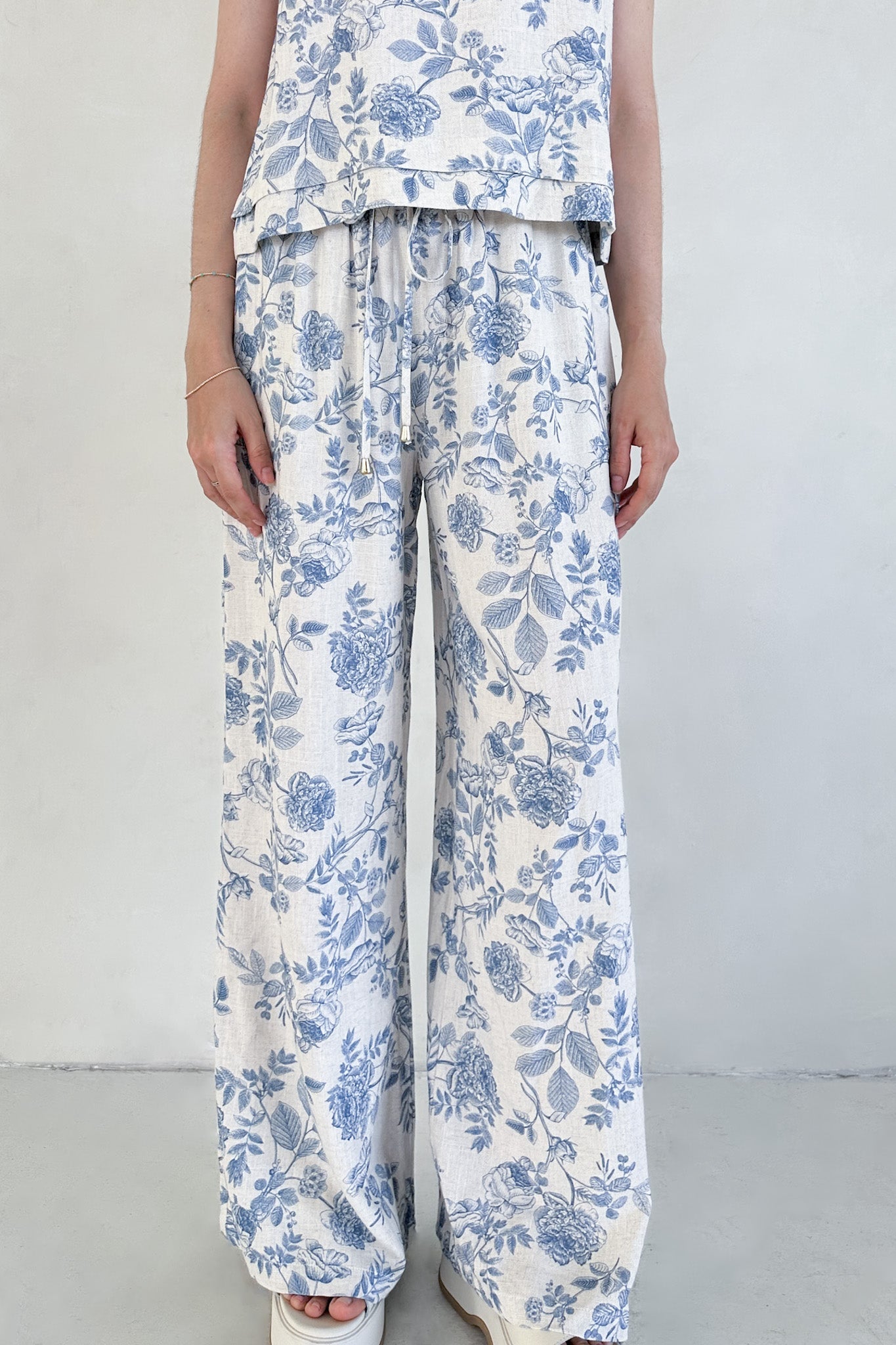 Château Printed Soft Linen Blend Pants - Neutral Ground