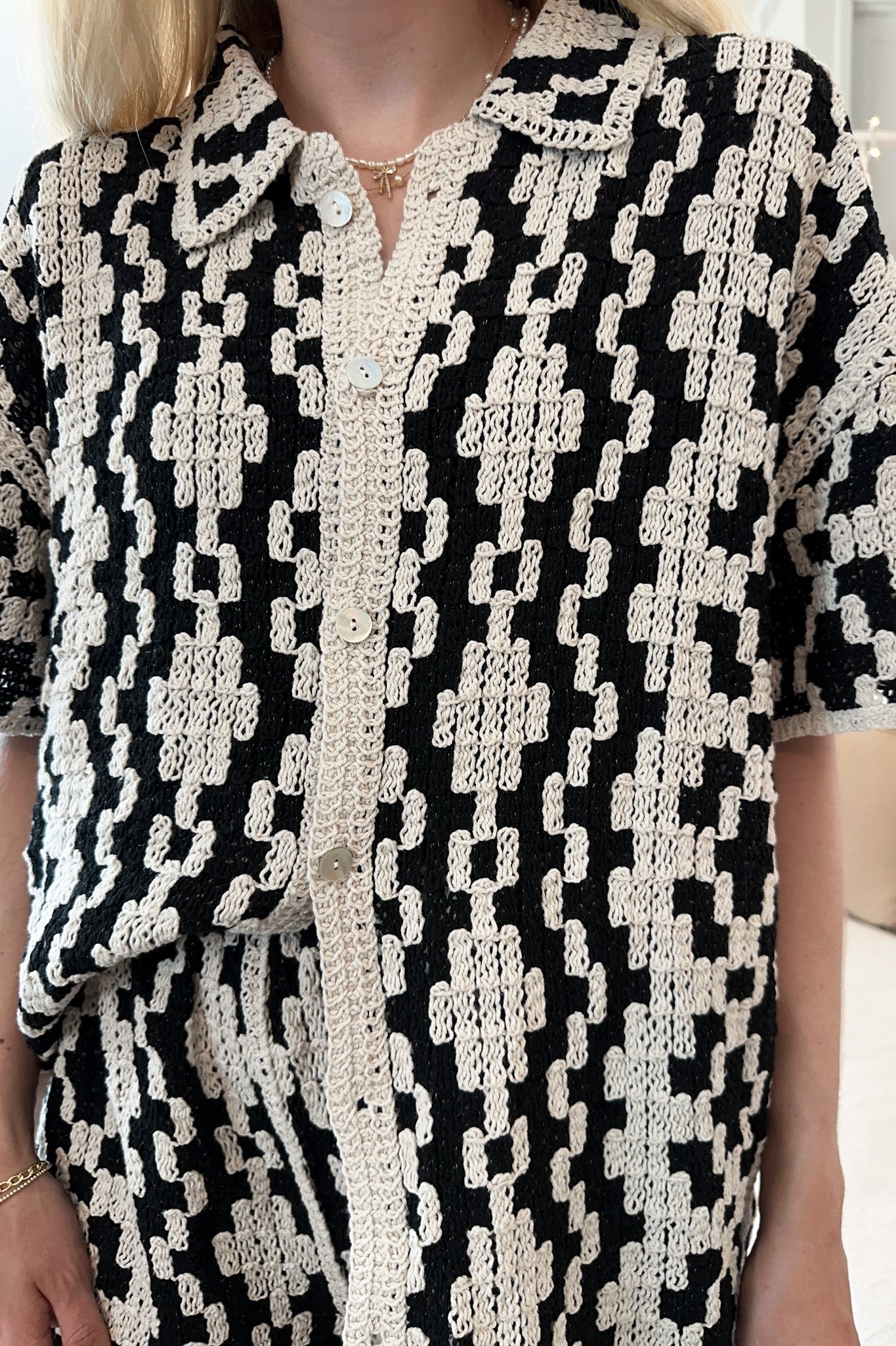 Cove Crochet Cotton Button Down Shirt - Neutral Ground