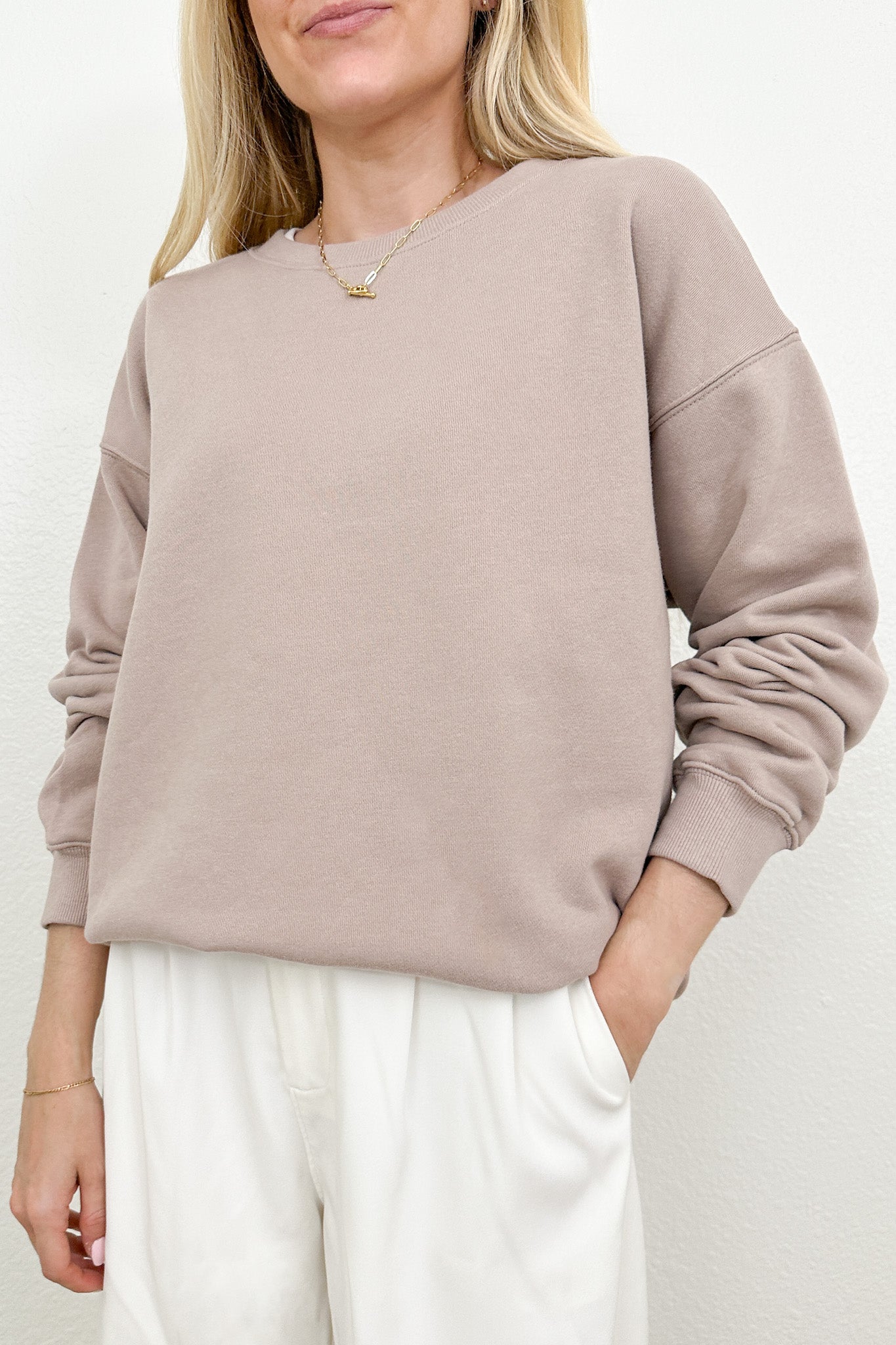 Crew Pullover Sweatshirt in Dusty Rose - Neutral Ground
