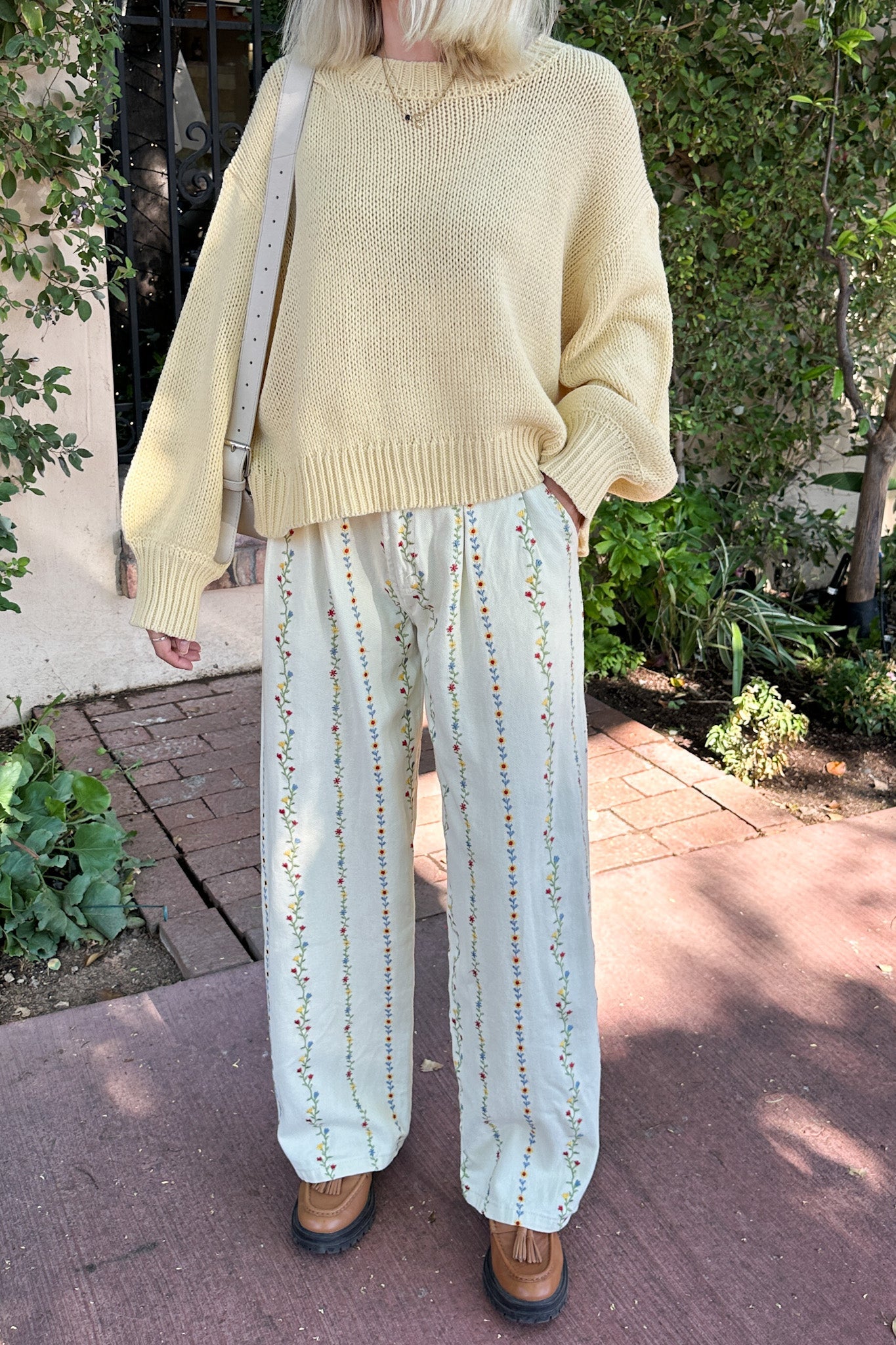 Daphne Cotton Floral Embroidered Pants - Neutral Ground