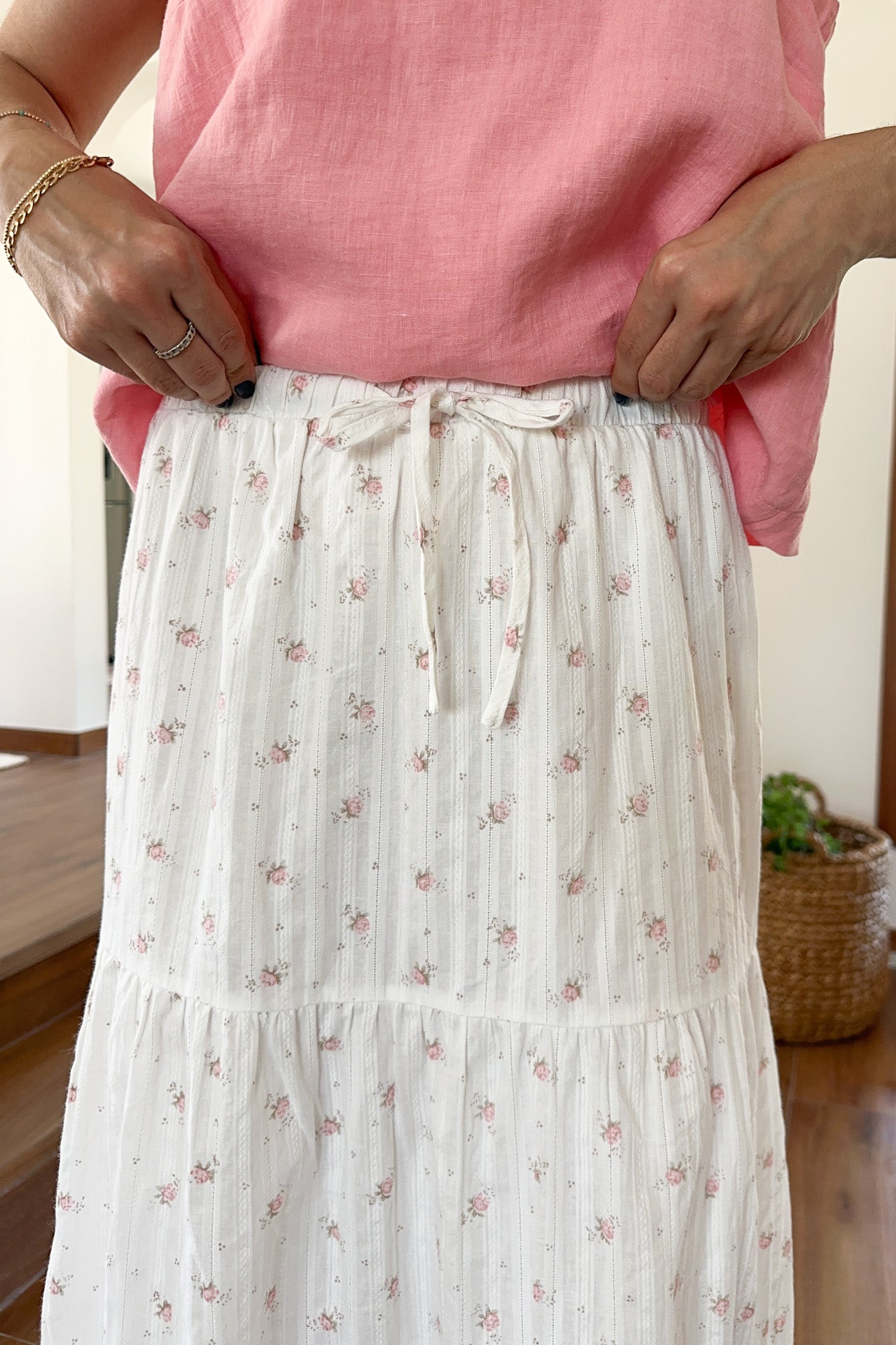 Delilah Floral Print Tiered Skirt - Neutral Ground