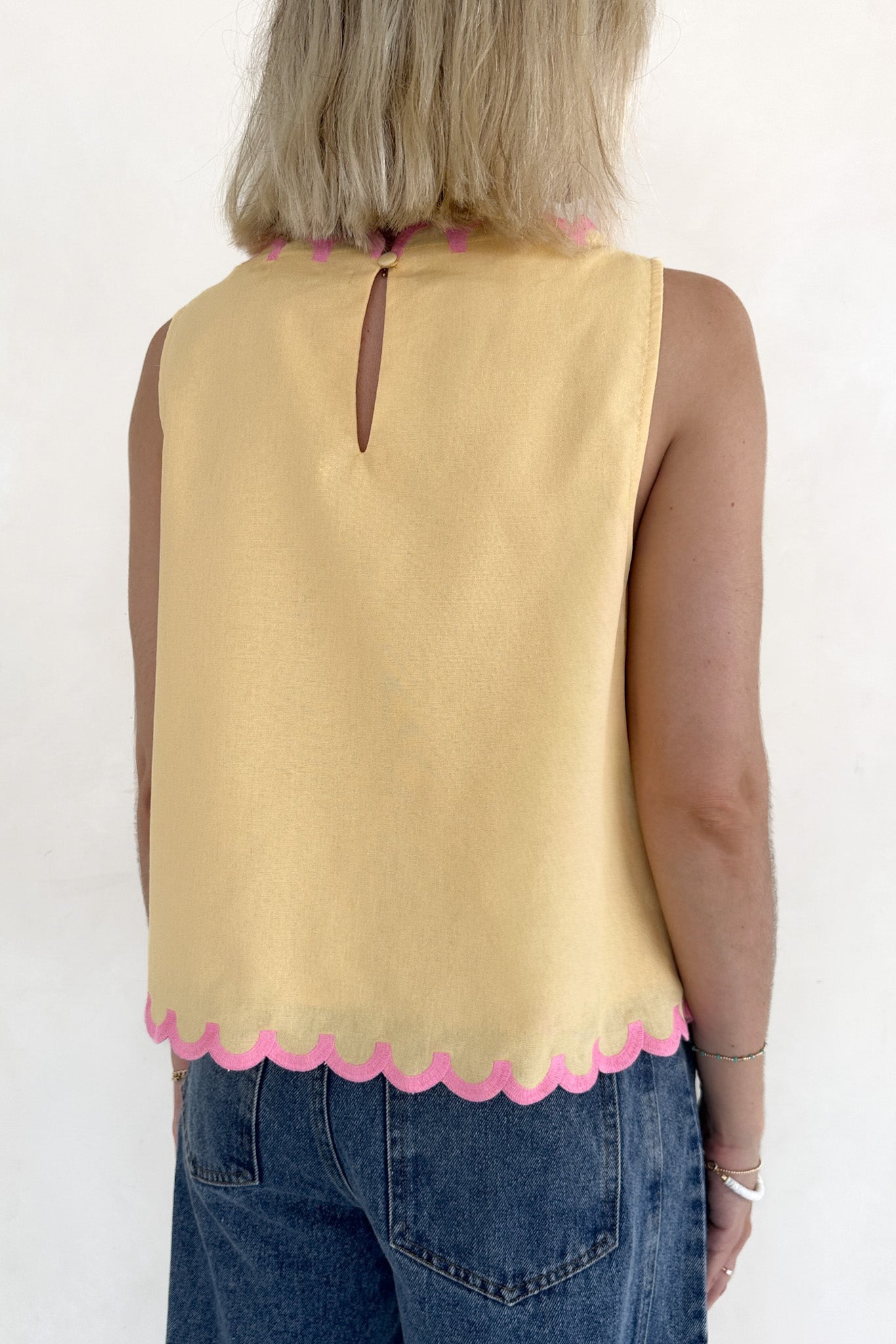 Eloise Sleeveless Floral Embroidered Top in Butter - Neutral Ground