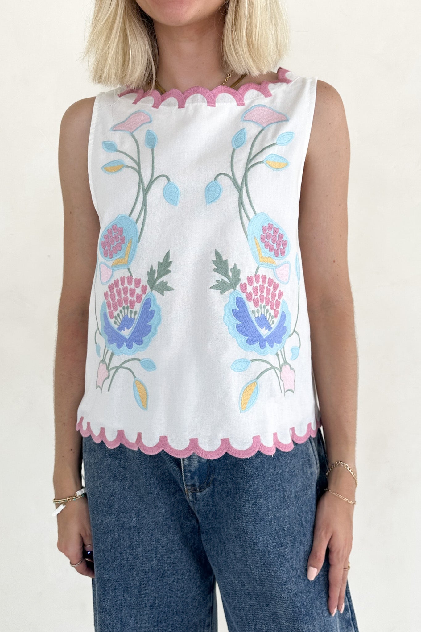 Eloise Sleeveless Floral Embroidered Top in White - Neutral Ground
