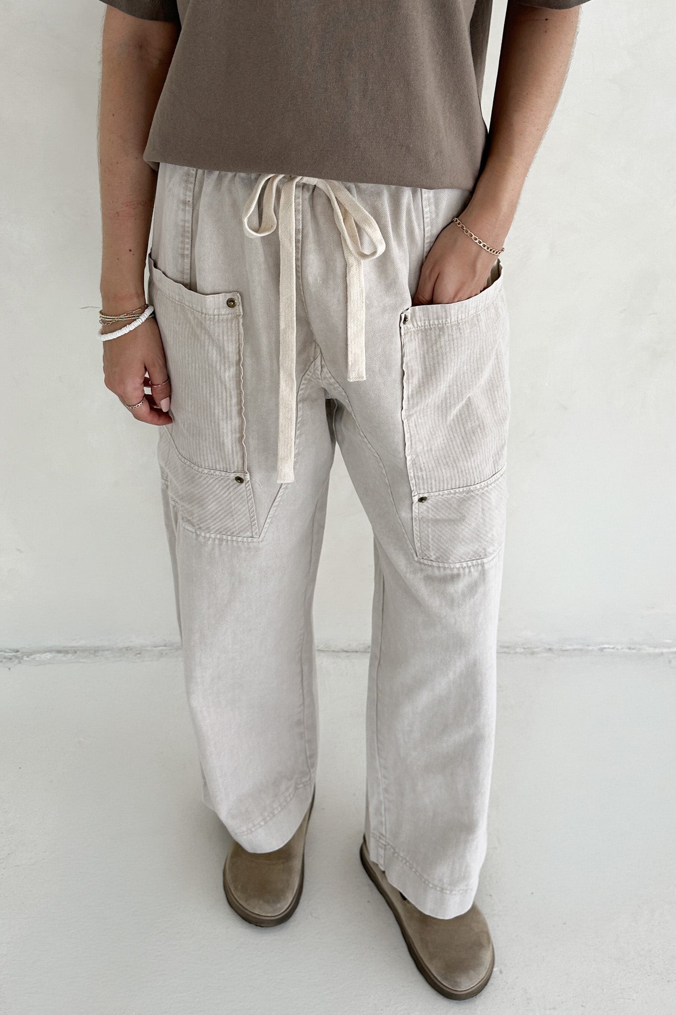 Foundry Patch Pocket Cotton Pants - Neutral Ground