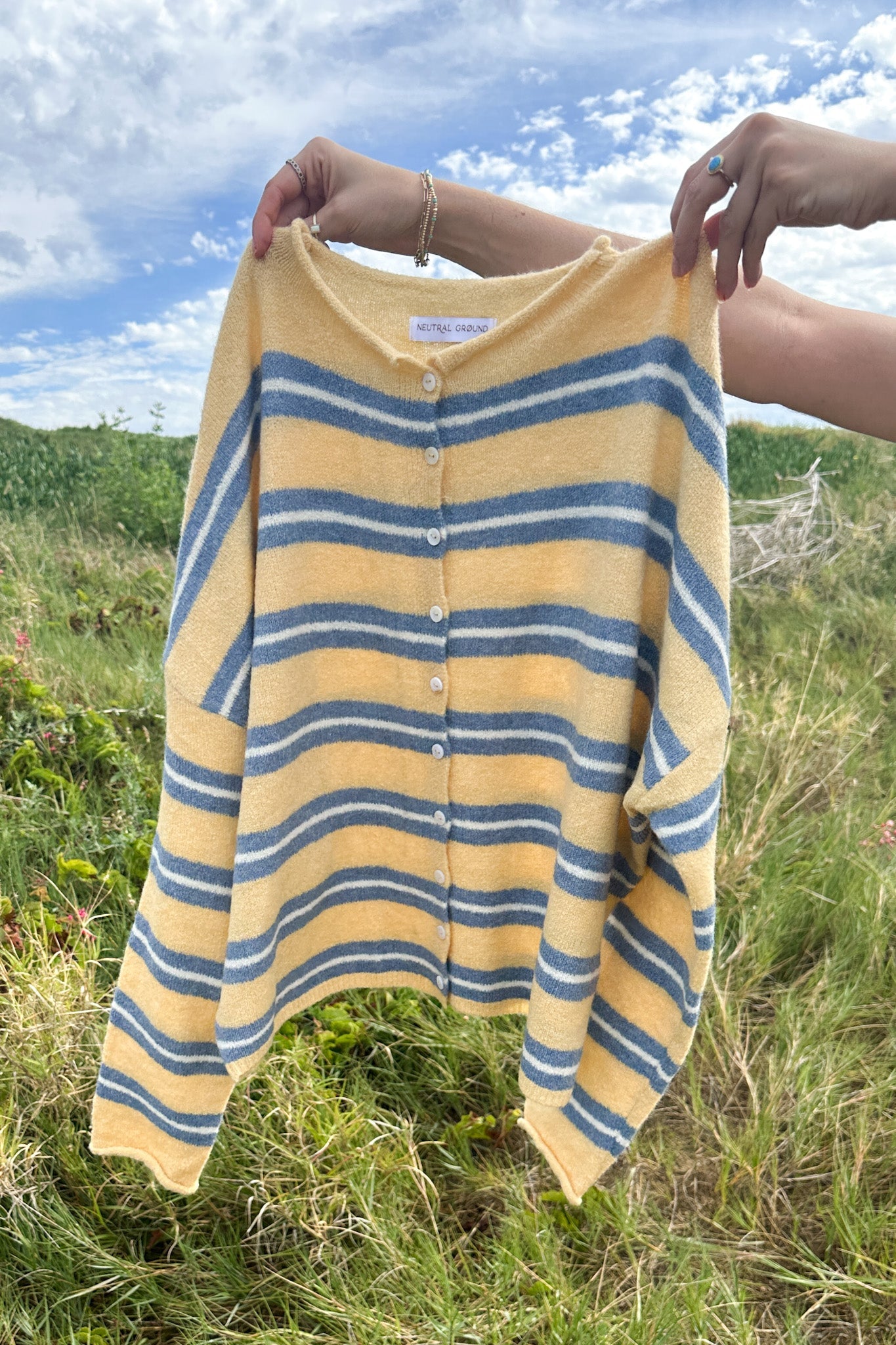 Haven Cardigan in Butter and Blue - Neutral Ground