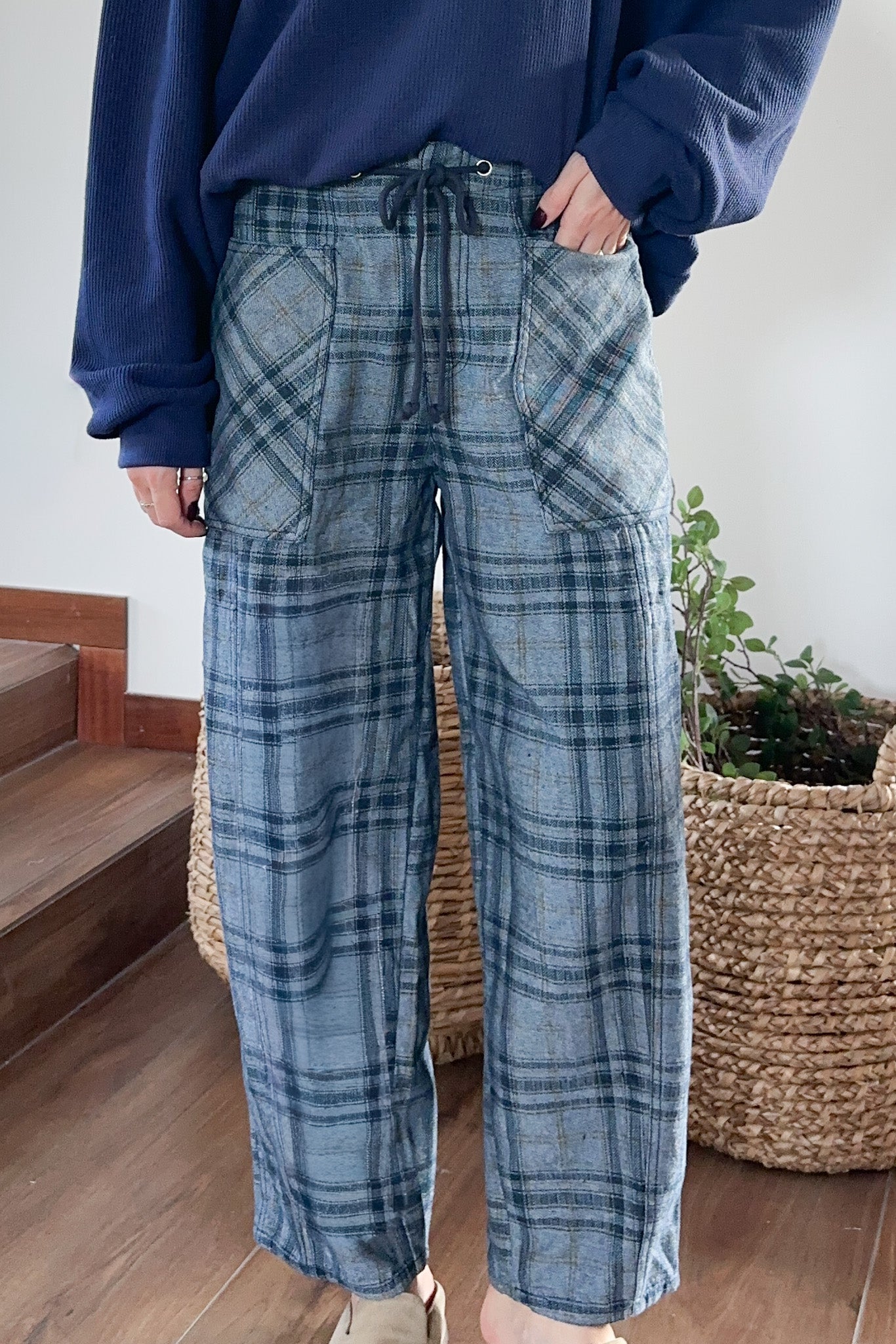 Lainey Plaid Cotton Barrel Pants - Neutral Ground