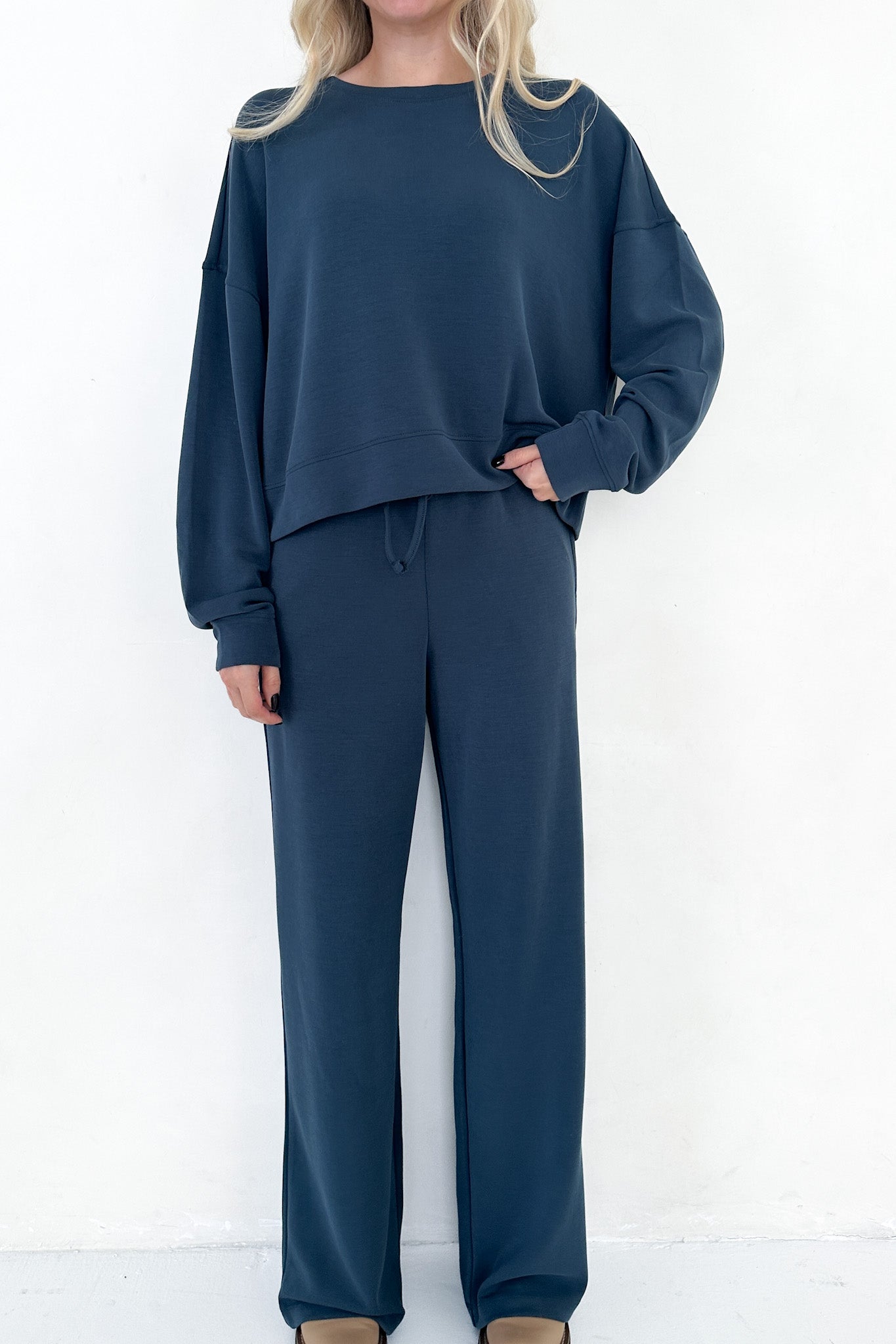 Like Butter Pants in Midnight Blue - Neutral Ground