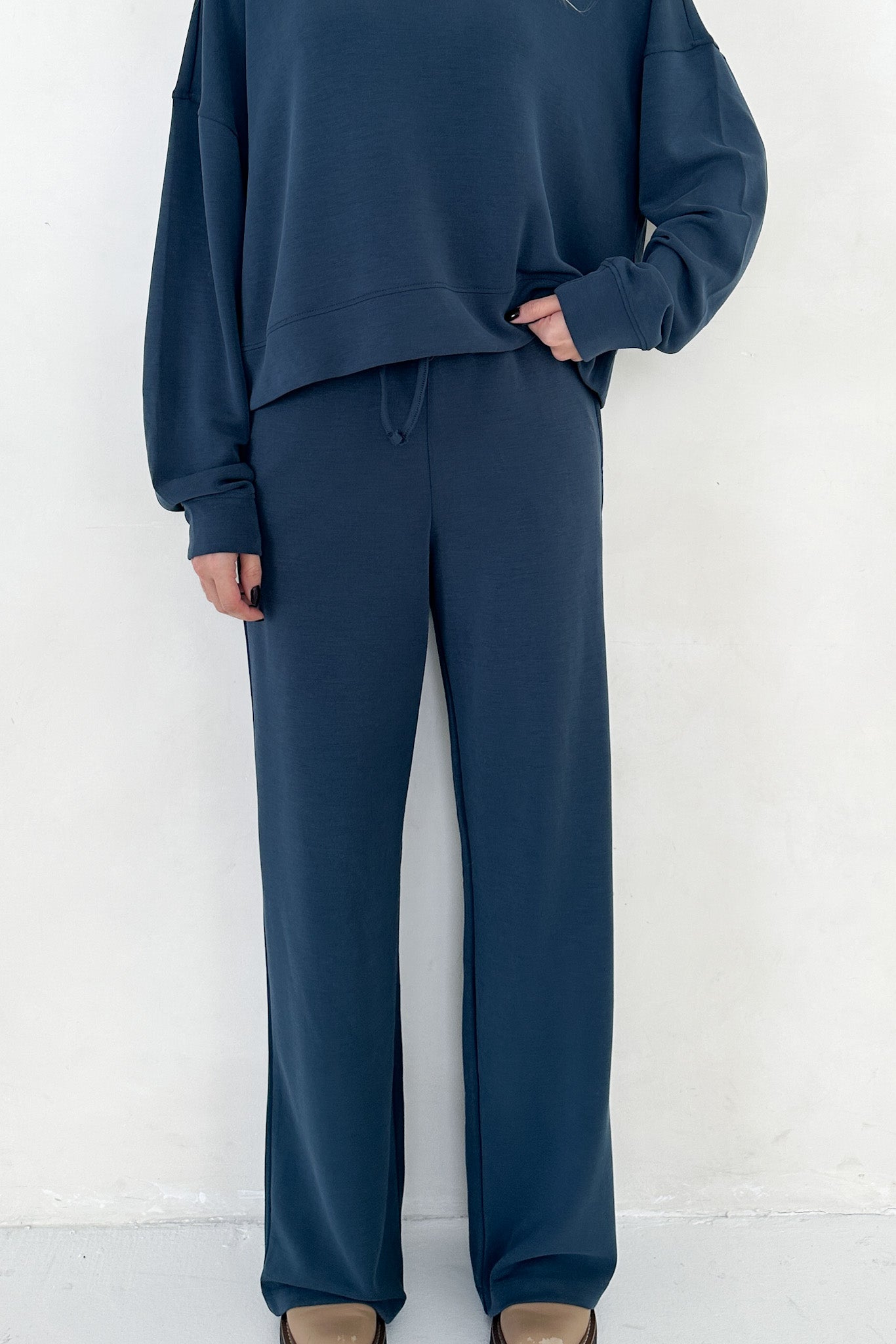 Like Butter Pants in Midnight Blue - Neutral Ground