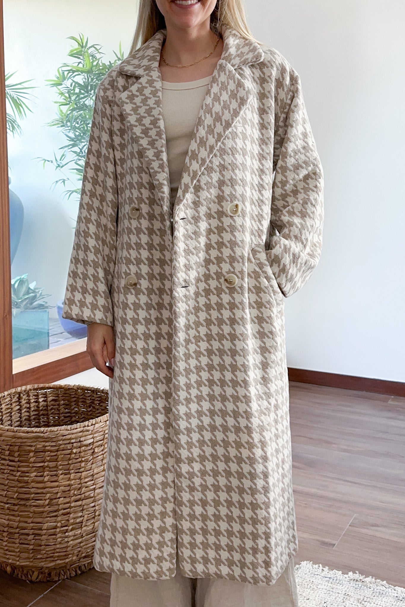 Lilibet Houndstooth Coat - Neutral Ground