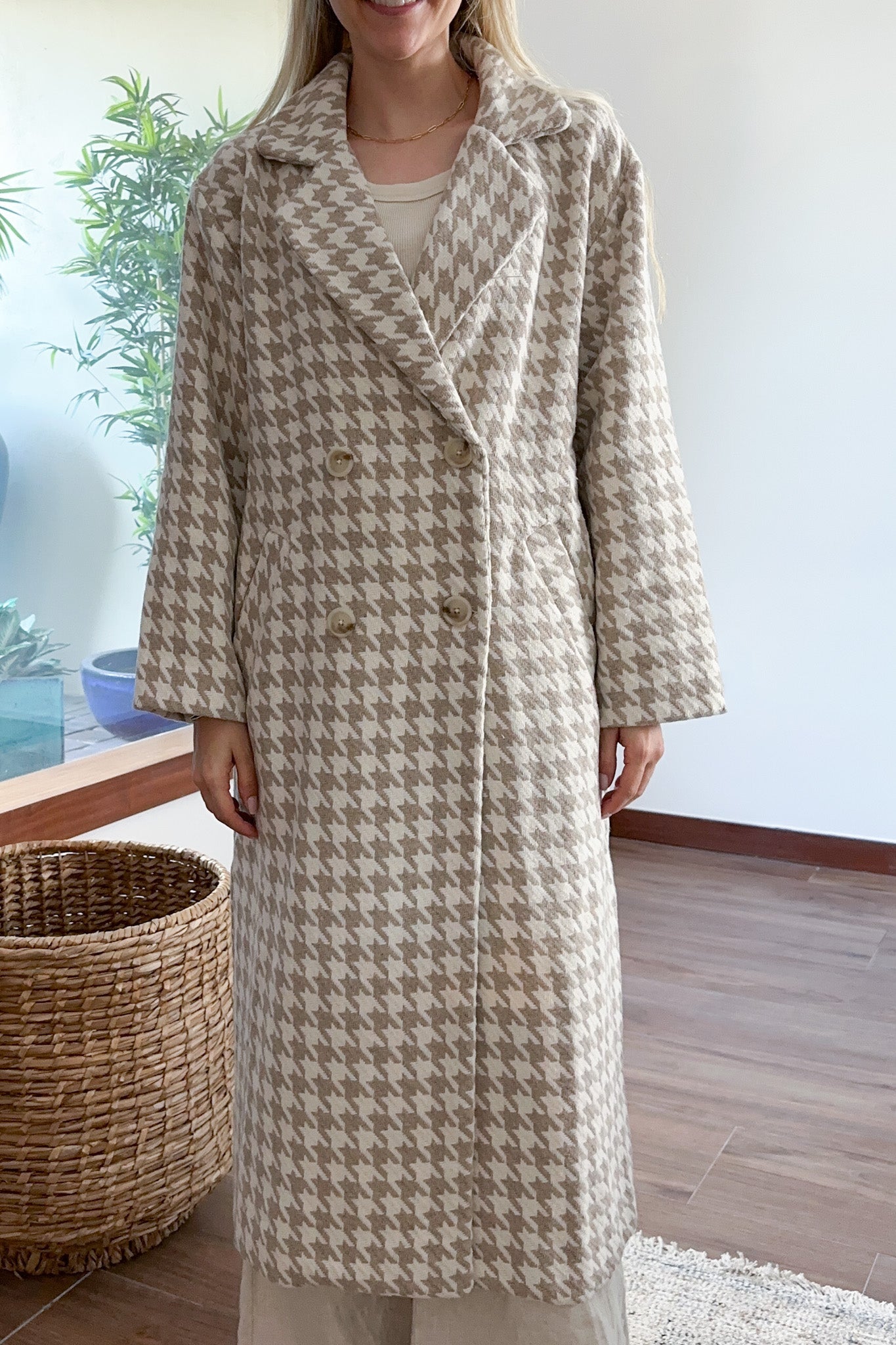Lilibet Houndstooth Coat - Neutral Ground