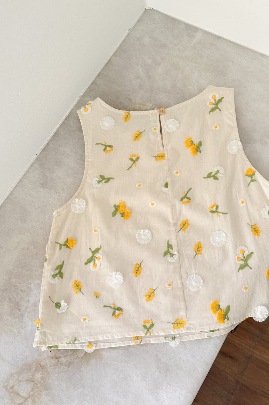 Lilly Embroidered Floral Blouse - Neutral Ground