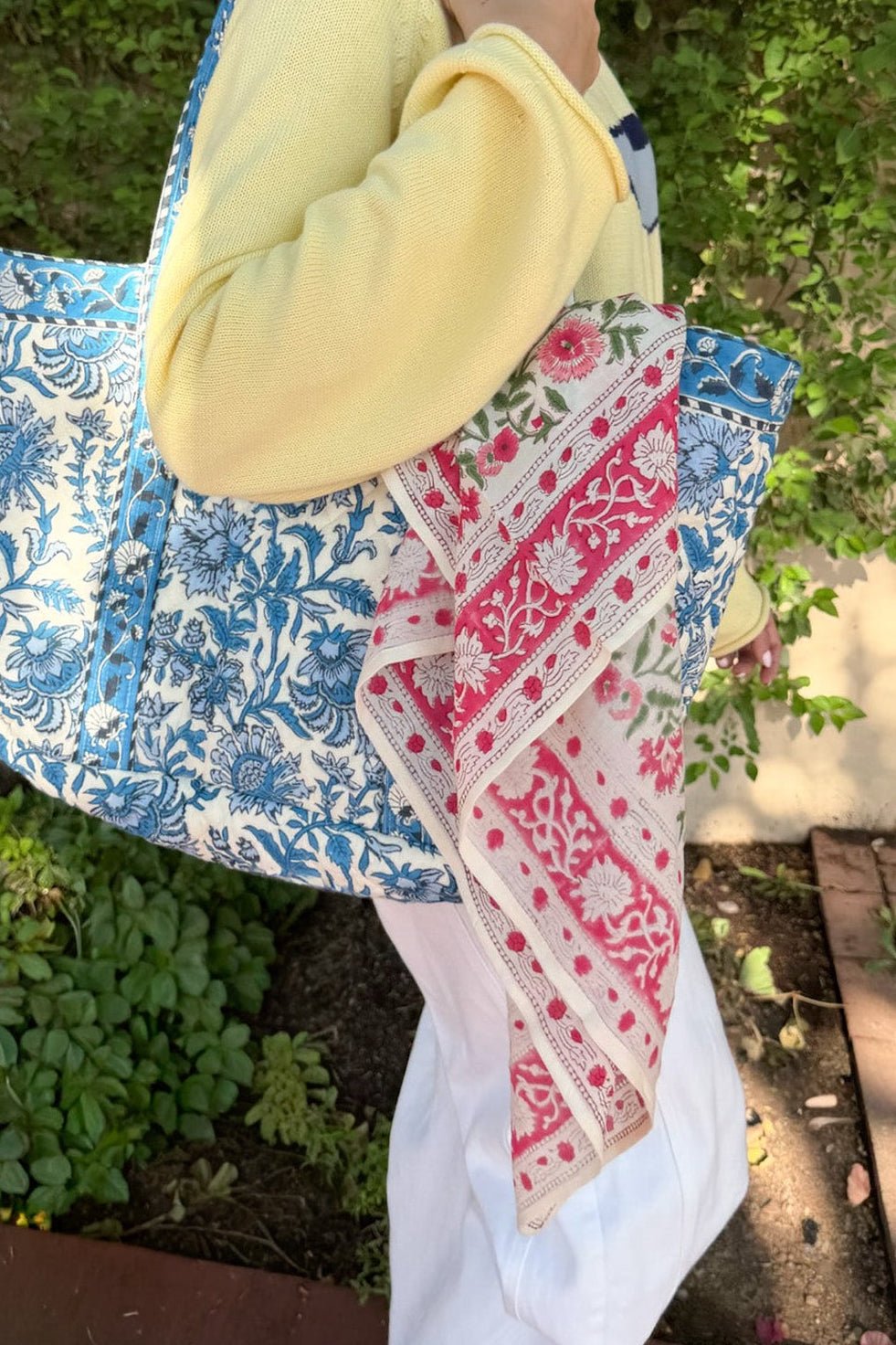 Lilly Lightweight Cotton Scarf in Pink - Neutral Ground
