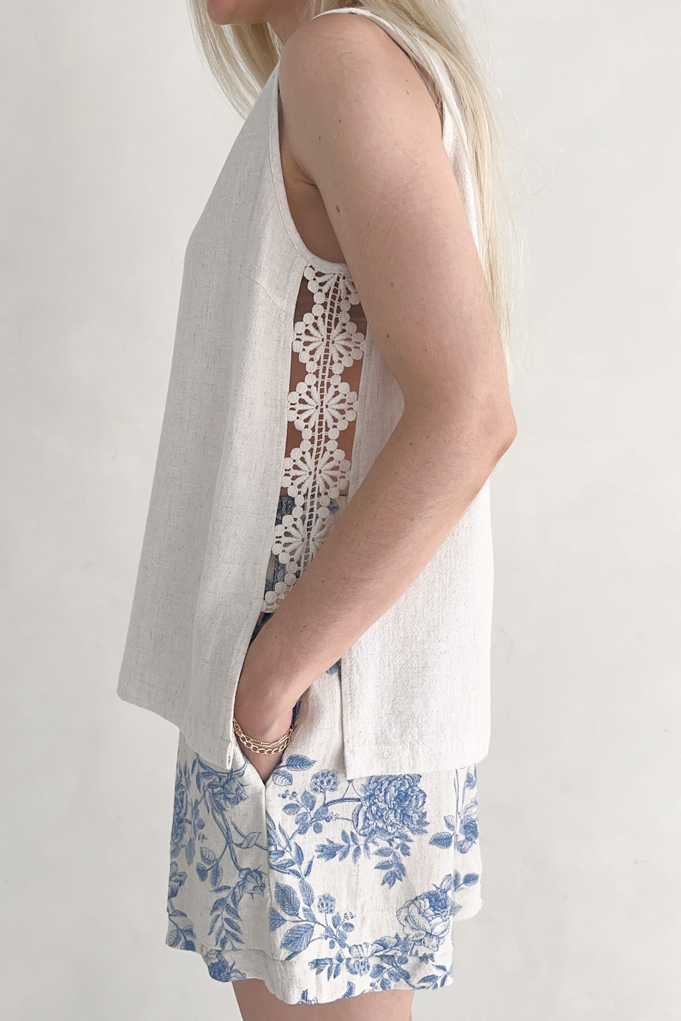 Madison Linen Blend Relaxed Tunic Tank in Natural - Neutral Ground