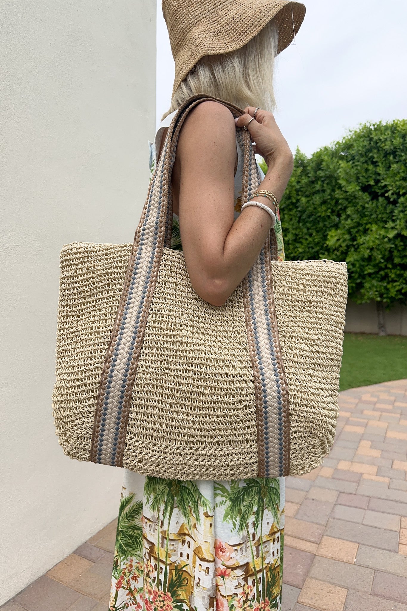 Mallorca Crochet Shoulder Bag - Neutral Ground