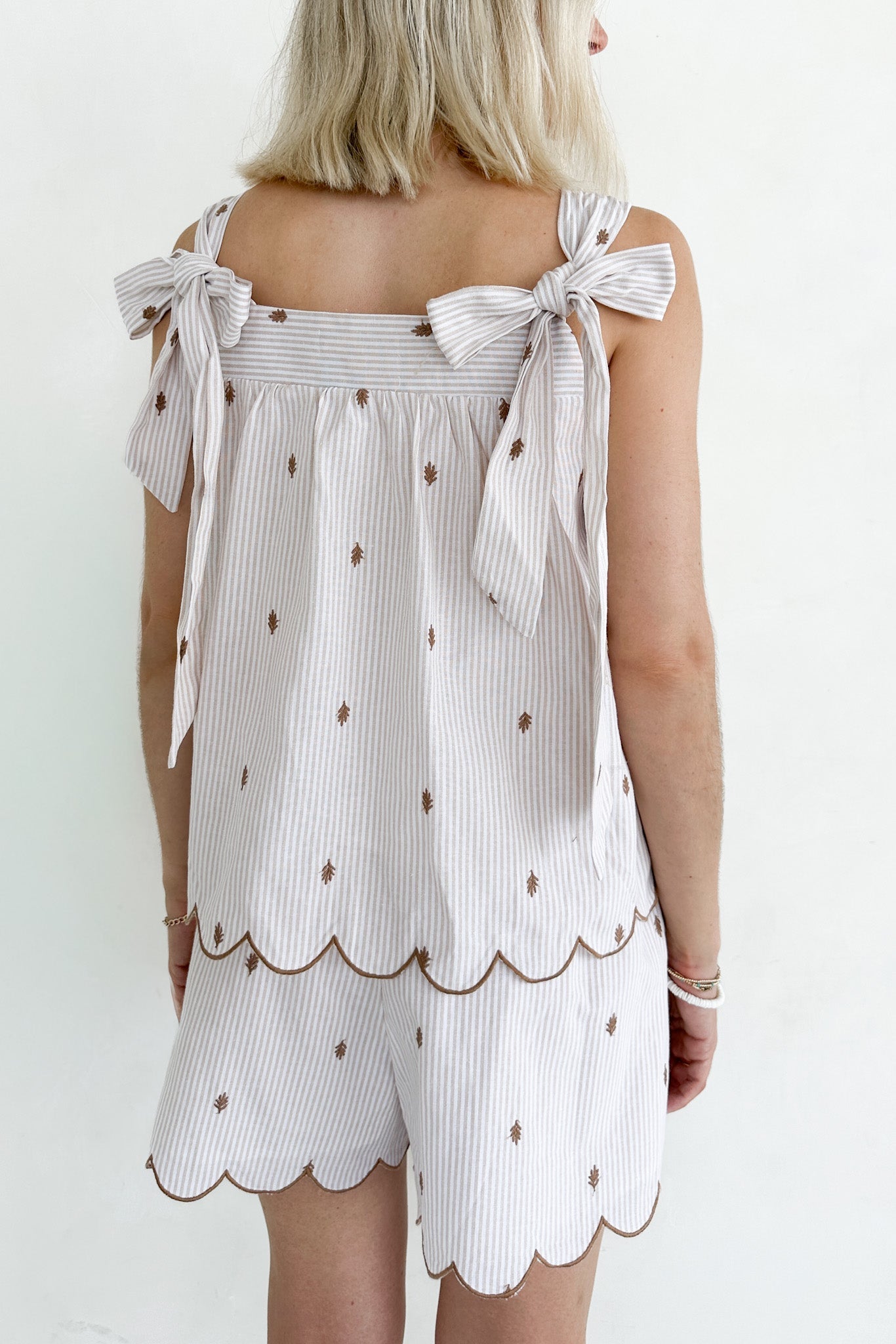 Morning Markets Pinstripe Embroidered Scallop Shorts - Neutral Ground