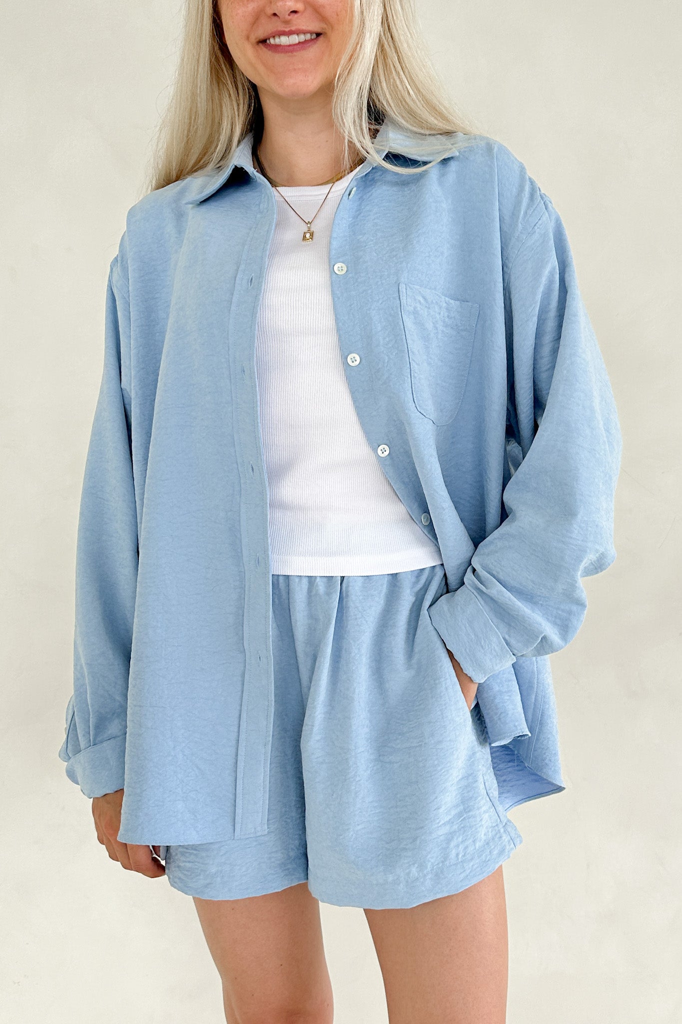 Oasis Woven Elastic Waist Shorts - Neutral Ground