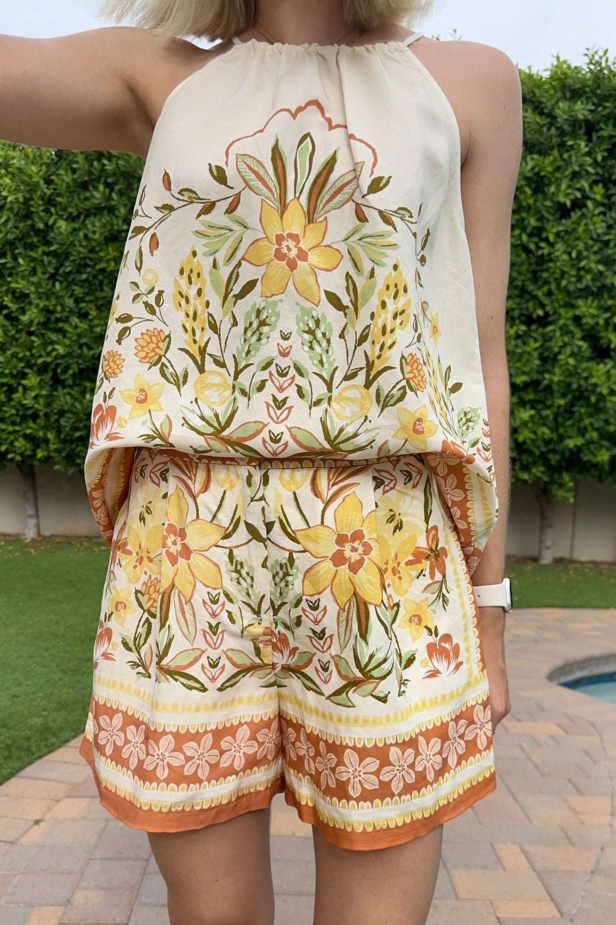 Over the Border Tropical Print Shorts - Neutral Ground