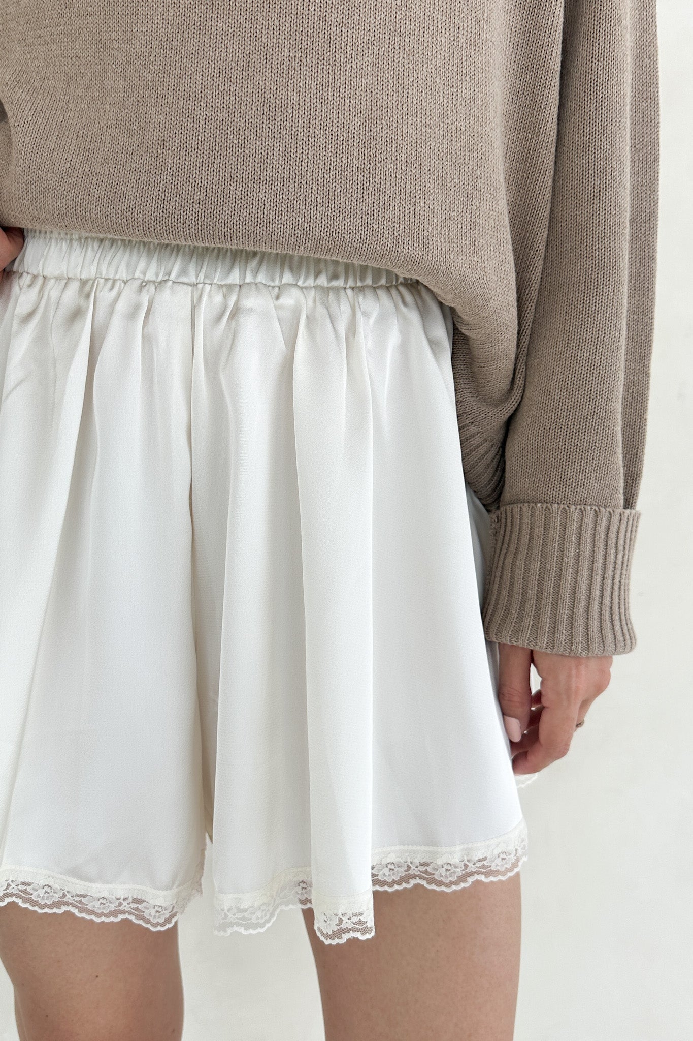 Primrose Satin Lace Shorts - Neutral Ground