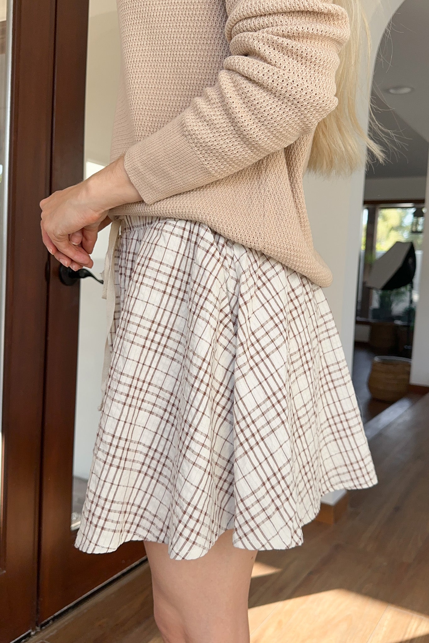 Ruby Flowy Plaid Shorts - Neutral Ground