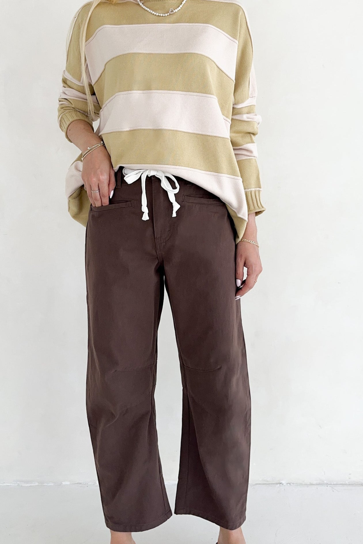 Samantha Eyelet Detail Cotton Barrel Jeans - Neutral Ground