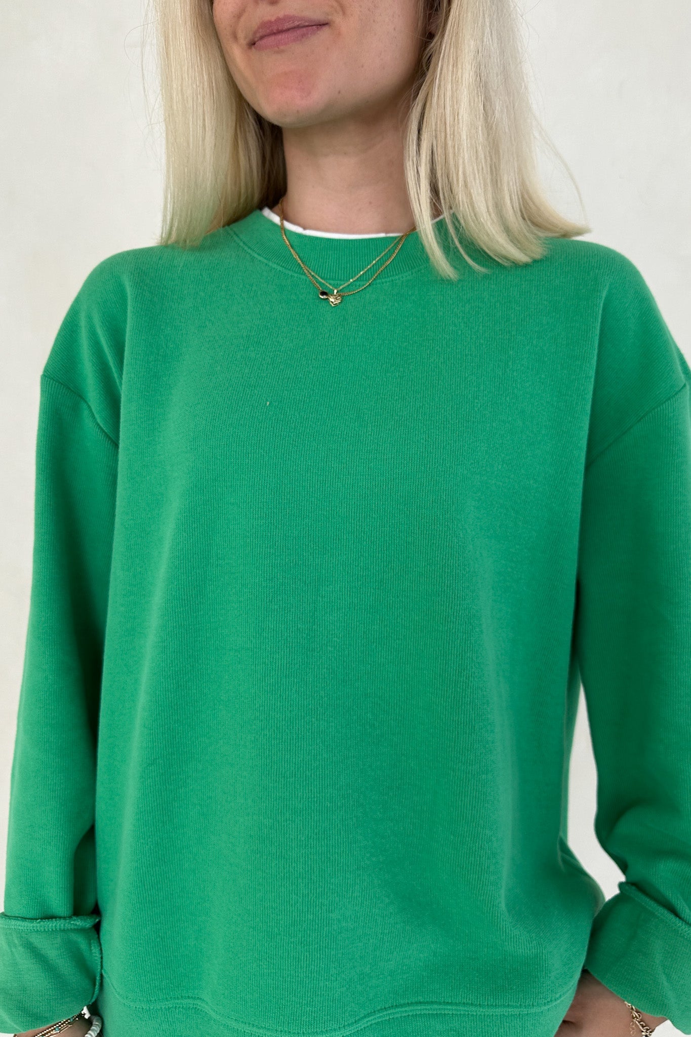 Sophie Crew Twofer Pullover in Kelly Green - Neutral Ground