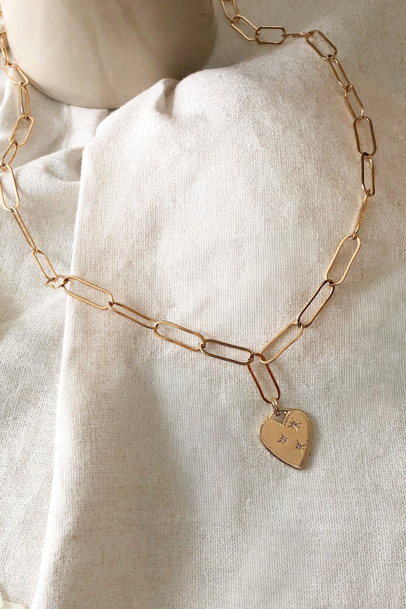 Starlit Heart Chain Necklace - Neutral Ground
