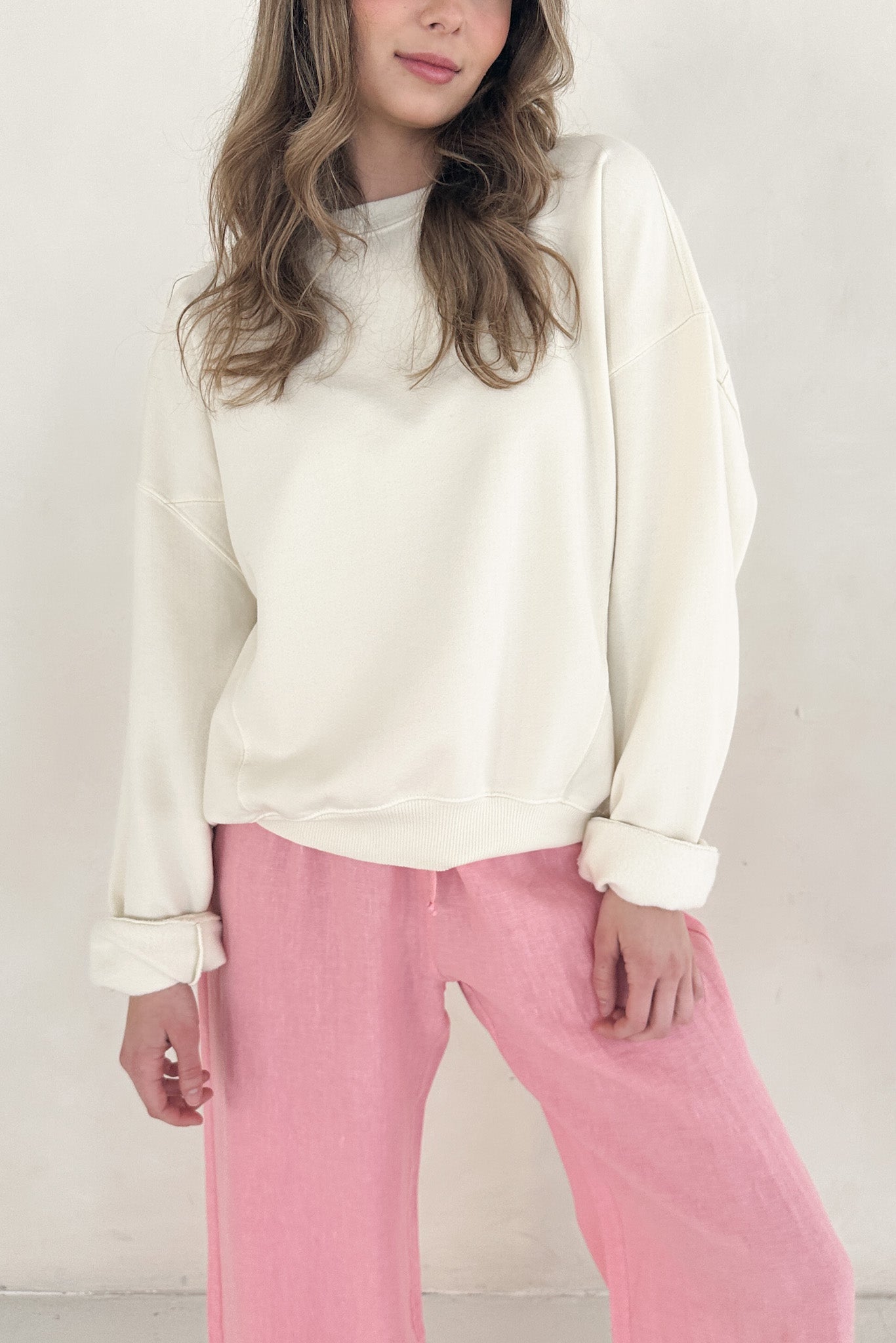 Sundays Pigment Washed Sweatshirt in Vanilla - Neutral Ground