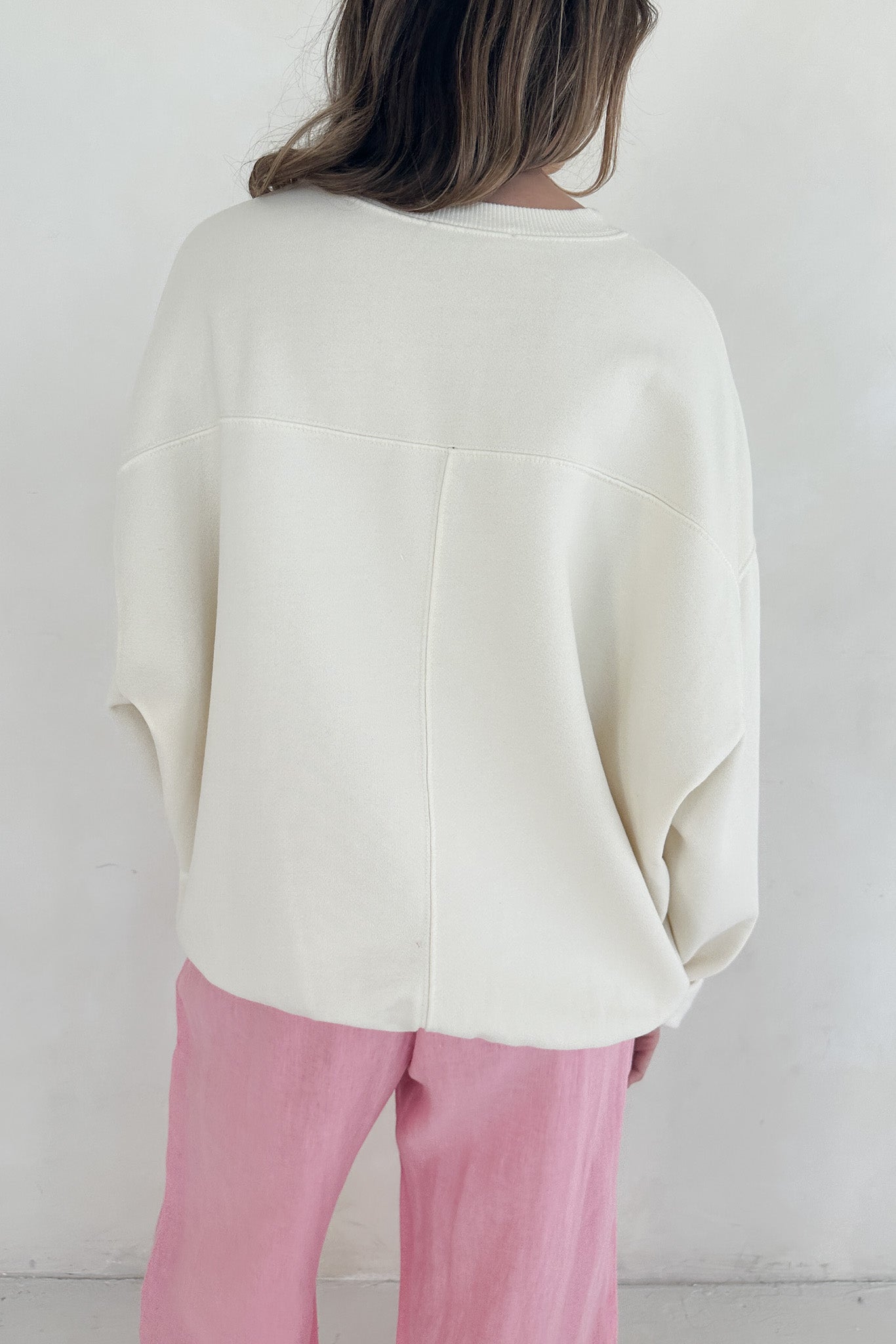 Sundays Pigment Washed Sweatshirt in Vanilla - Neutral Ground