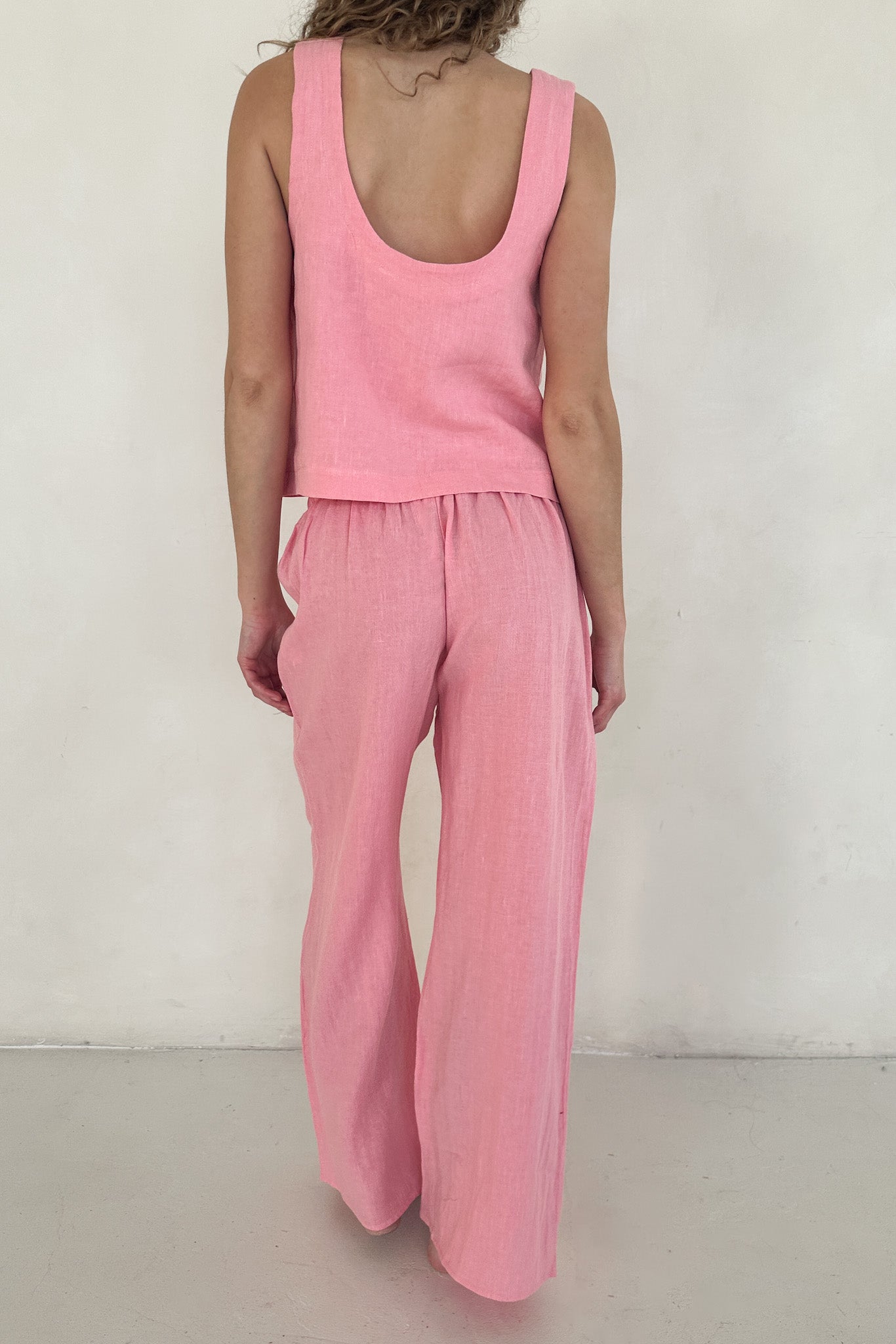 Sunkissed Linen Pants in Bubble Gum - Neutral Ground