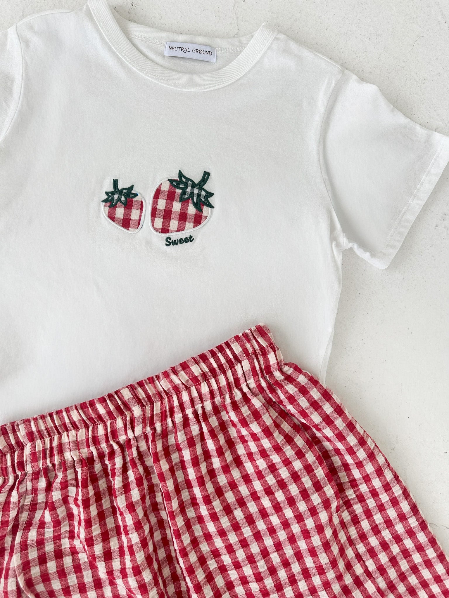 The Strawberry Patch 100% Cotton Red and White Gingham T-Shirt - Neutral Ground
