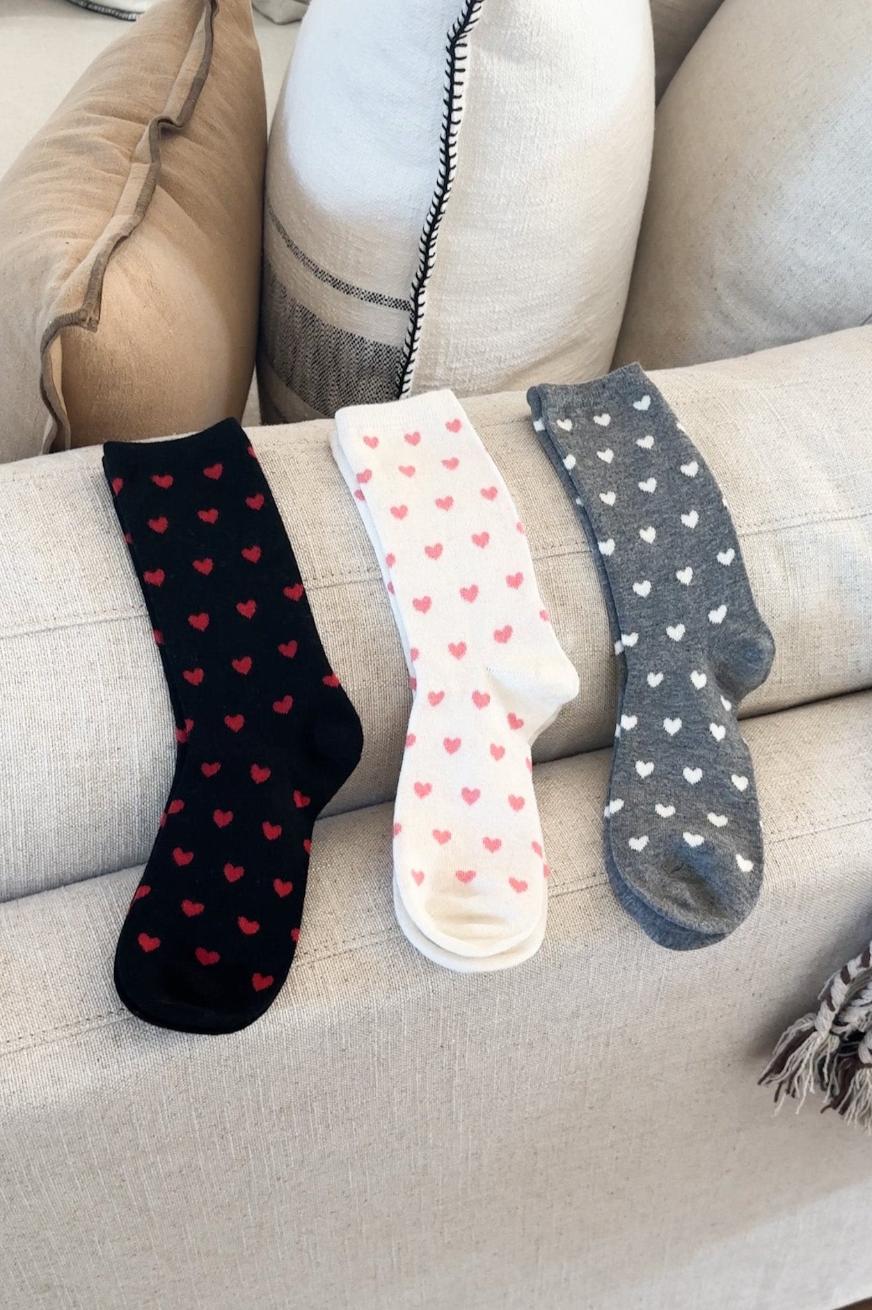 Tiny Heart Cashmere Blend Crew Socks in Black and Red - Neutral Ground