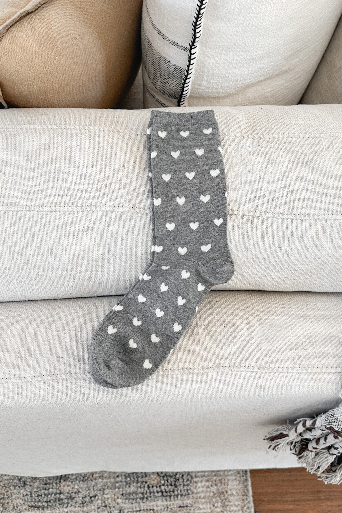 Tiny Heart Cashmere Blend Crew Socks in Grey and White - Neutral Ground