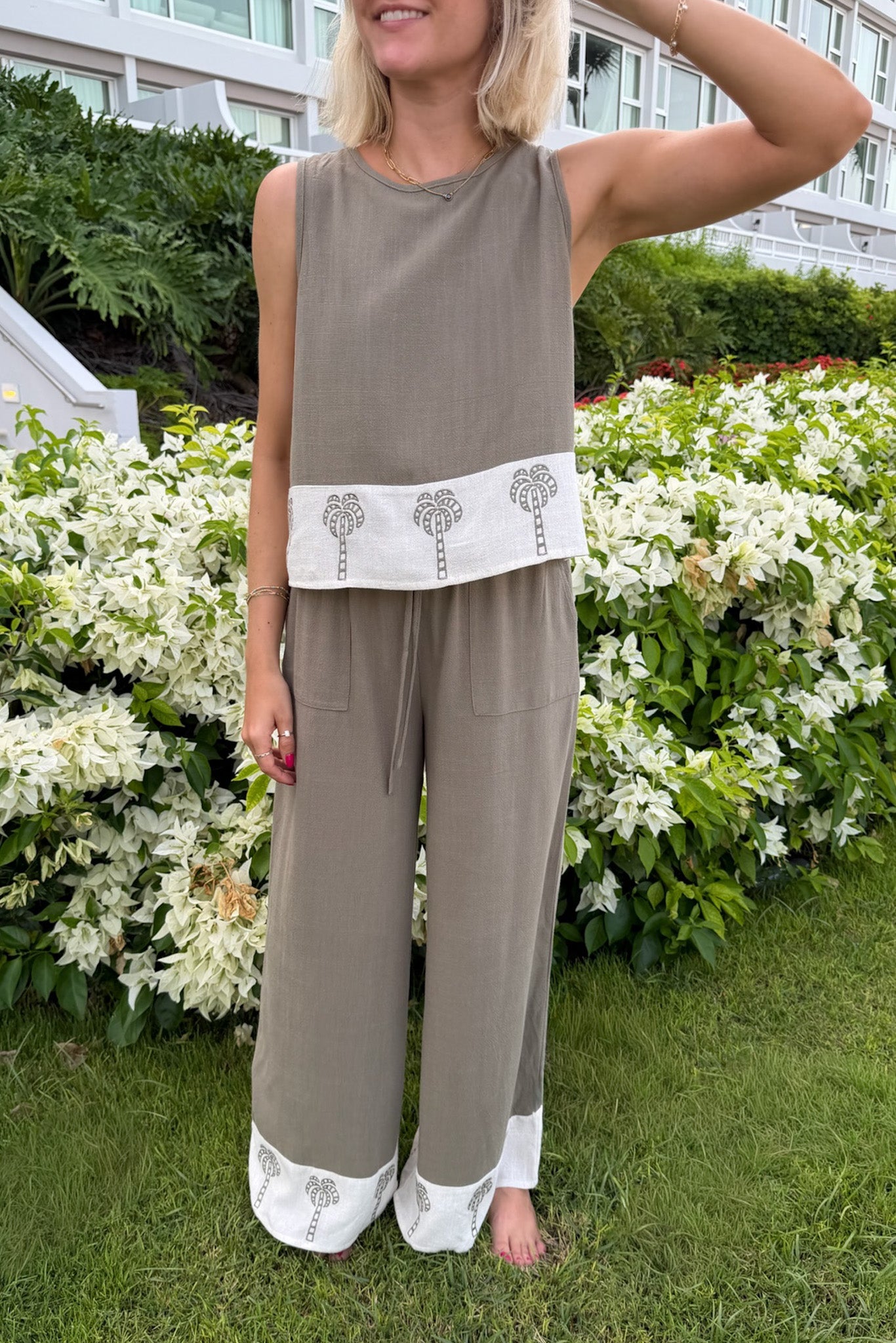 Villa Embroidered Linen Blend Wide Leg Pants - Neutral Ground