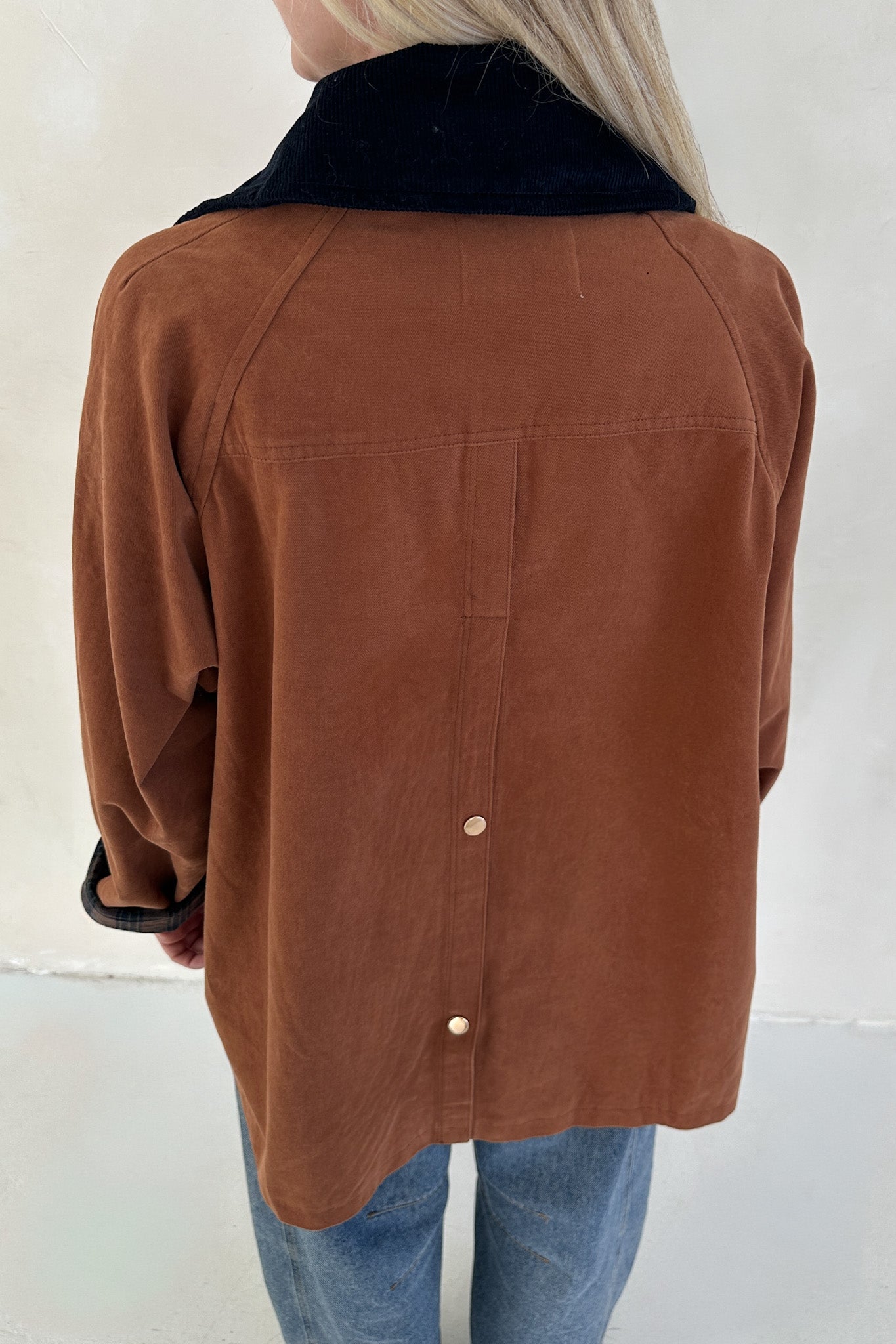 Wren Corduroy Collared Cotton Barn Jacket in Camel - Neutral Ground