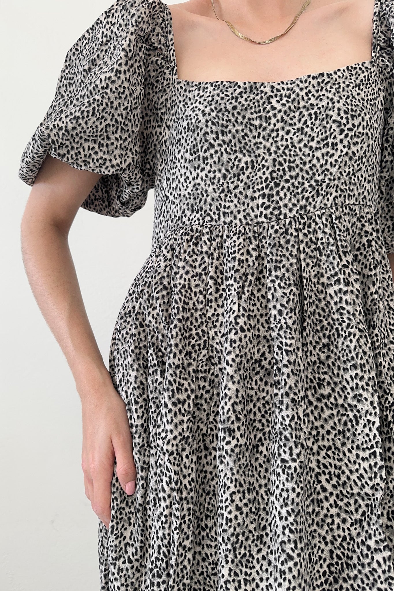 Bonnie Puffed Sleeve Babydoll Dress - Neutral Ground