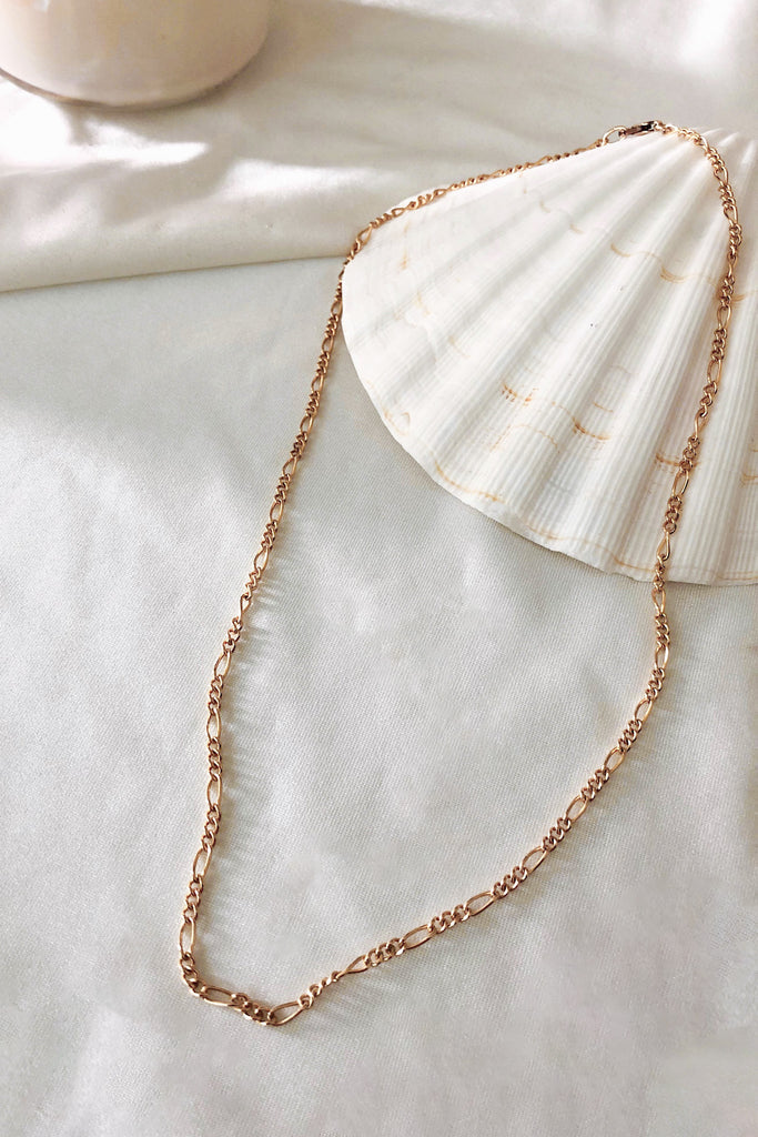 Amelia Dainty Figaro Chain Necklace