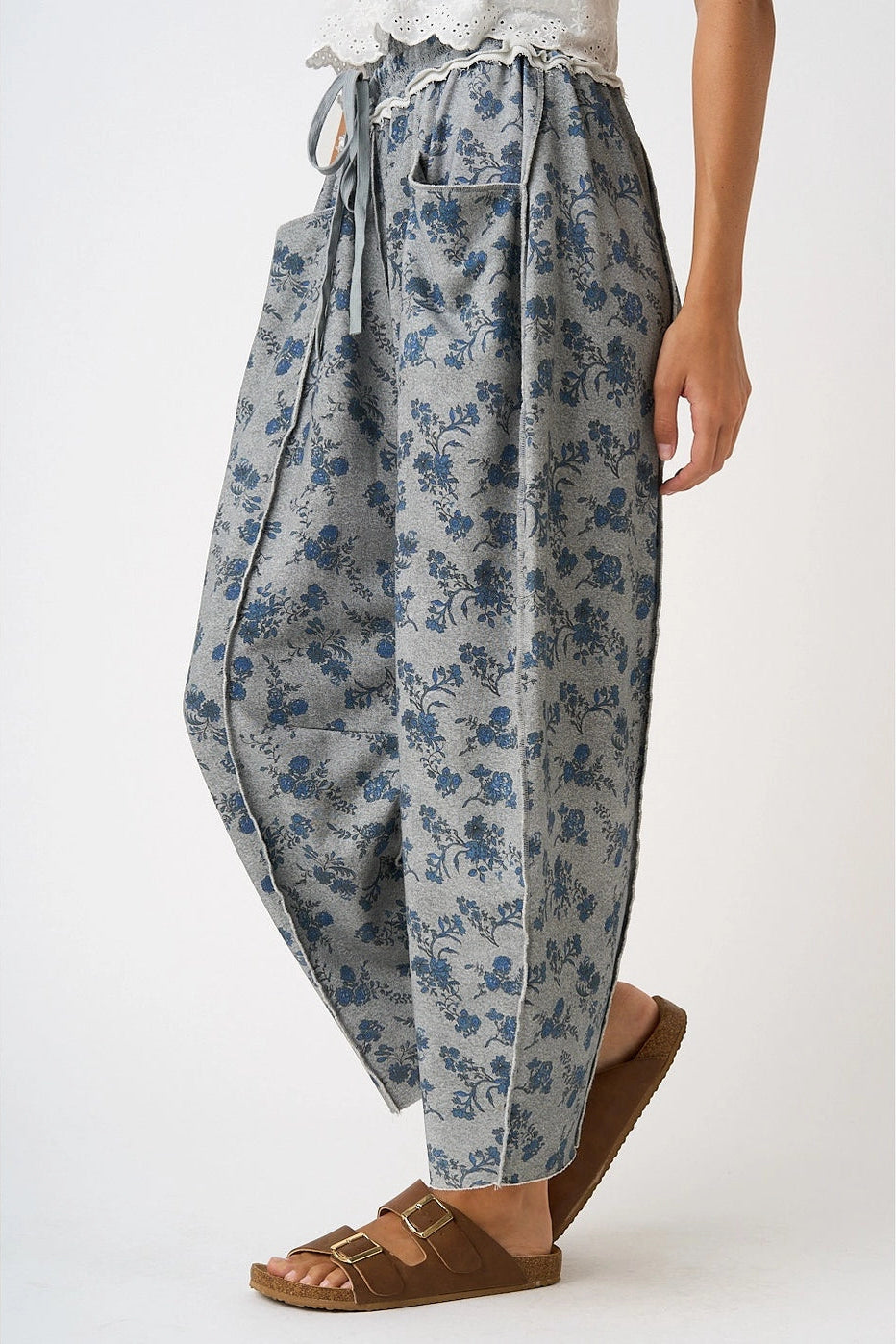 Willa Floral Barrel Pants in Grey