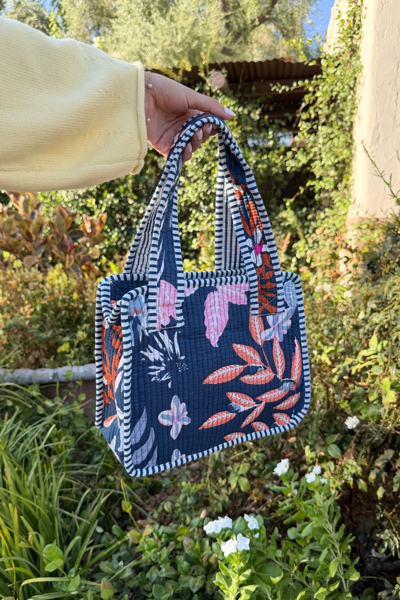 Mini Market Quilted Tote Bag in Floral Navy