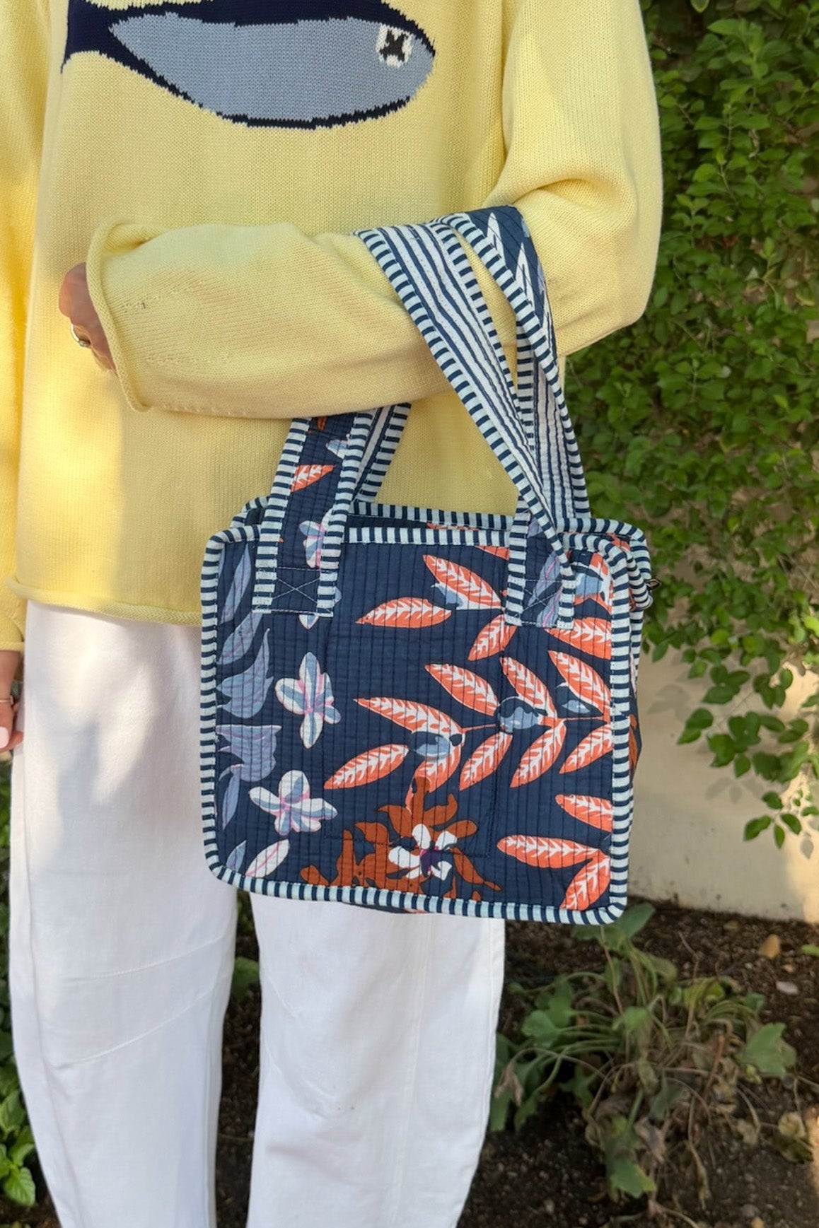 Mini Market Quilted Tote Bag in Floral Navy